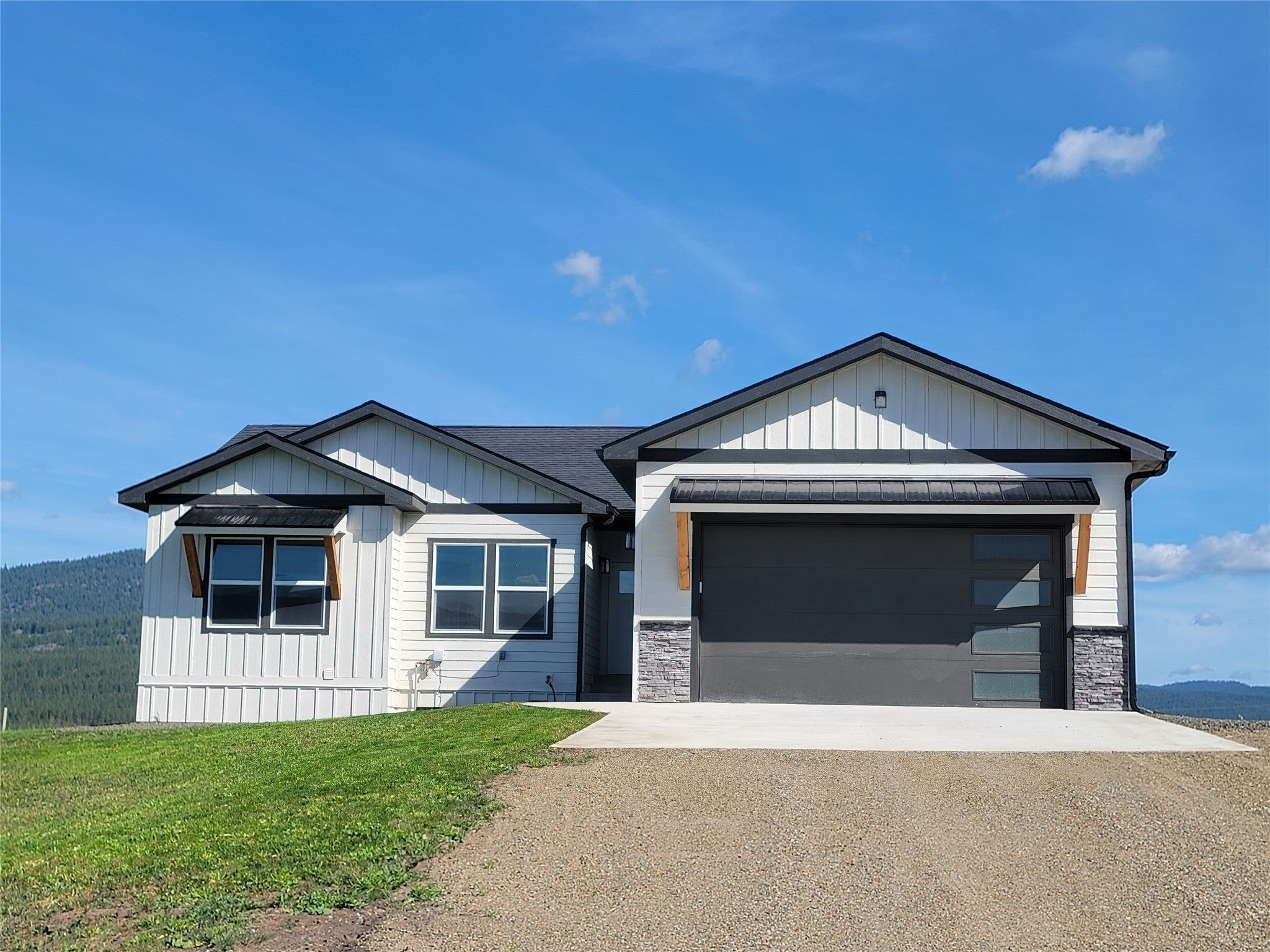 Plains, Montana, 59859, United States, 6 Bedrooms Bedrooms, ,3 BathroomsBathrooms,Residential,For Sale,1866900
