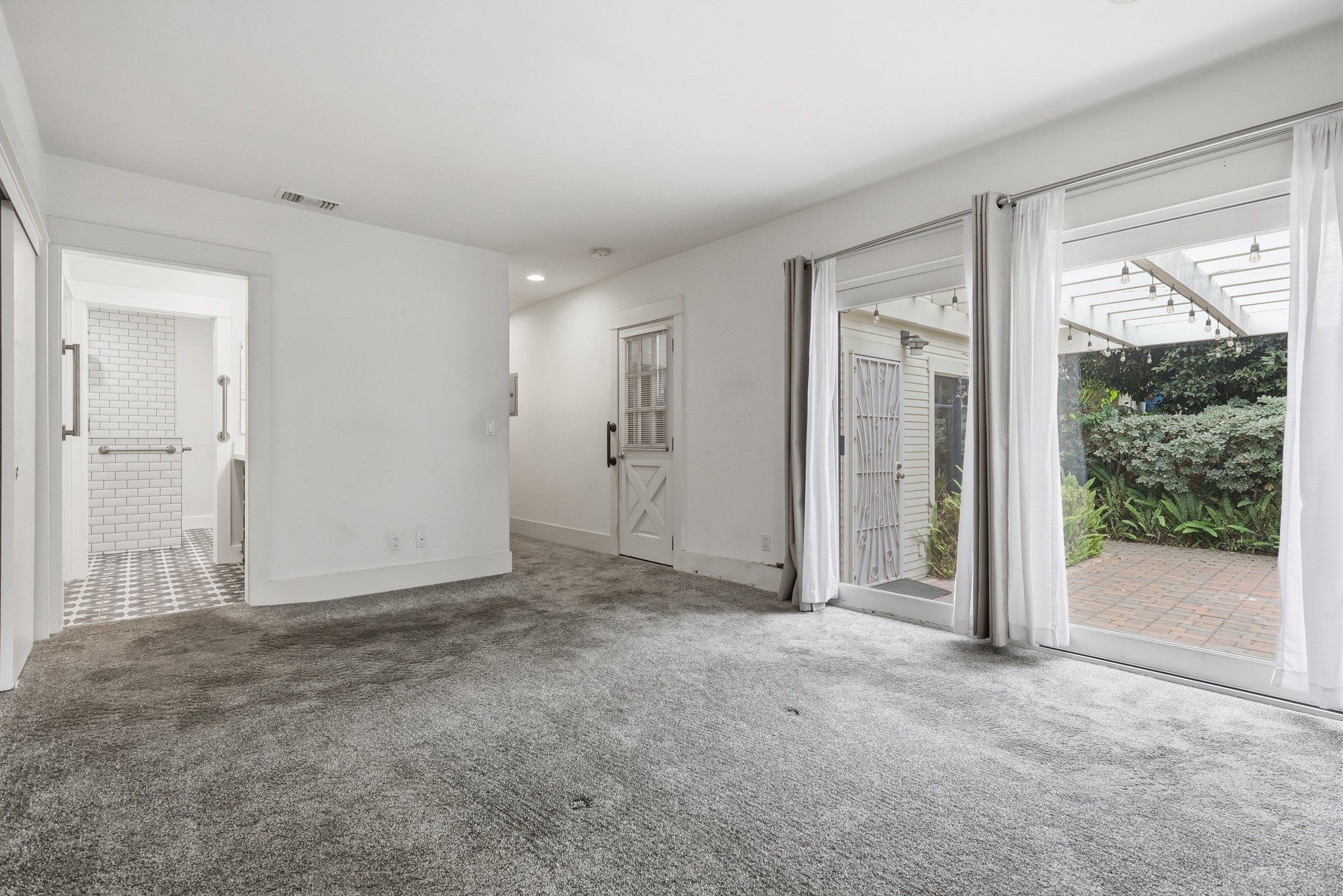  239 Mira Mar Avenue, Long Beach, CA 90803 - 物件實景