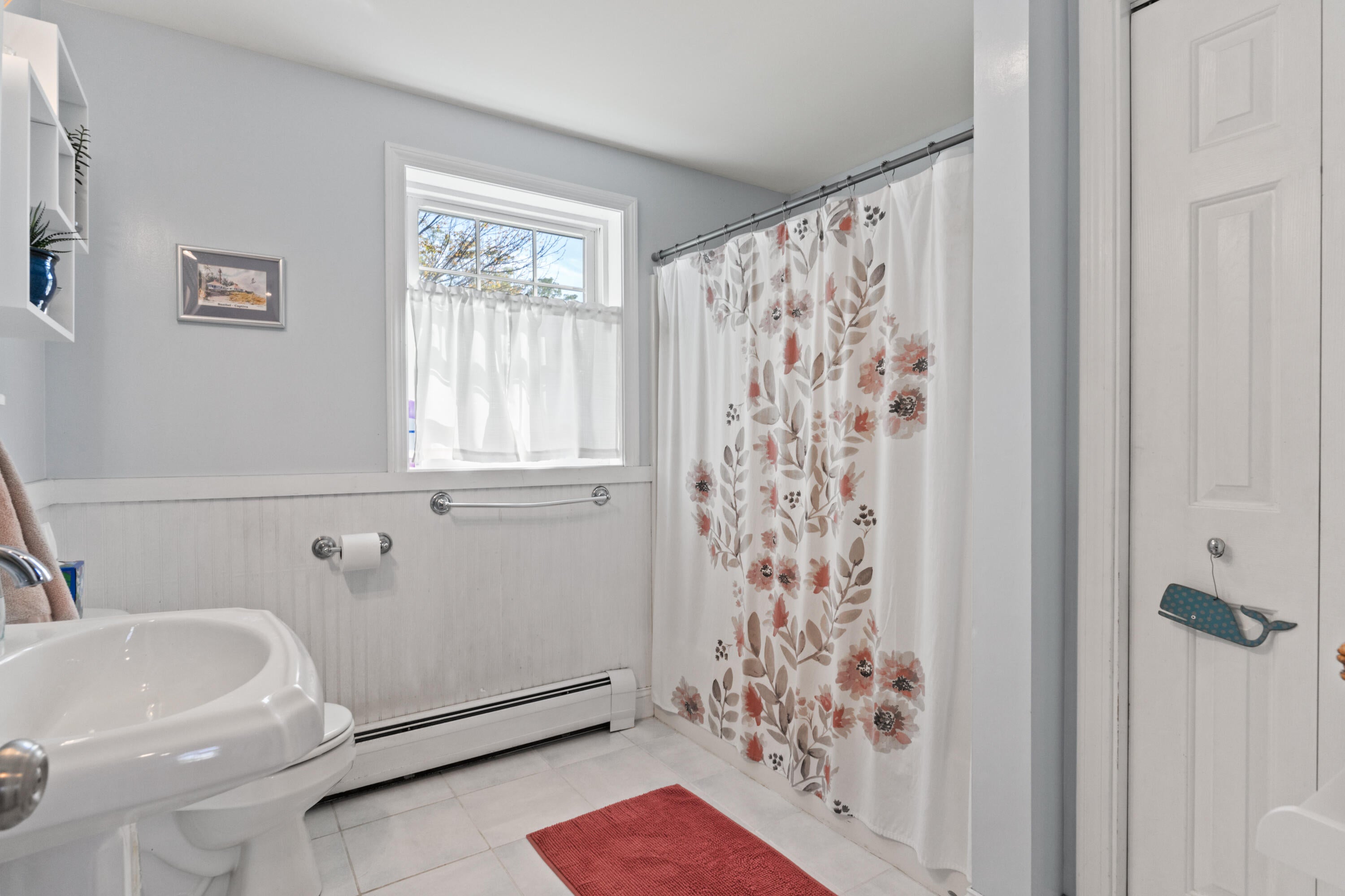 Eliot, Maine, 03903, United States, 4 Bedrooms Bedrooms, ,2 BathroomsBathrooms,Residential,For Sale,1977194