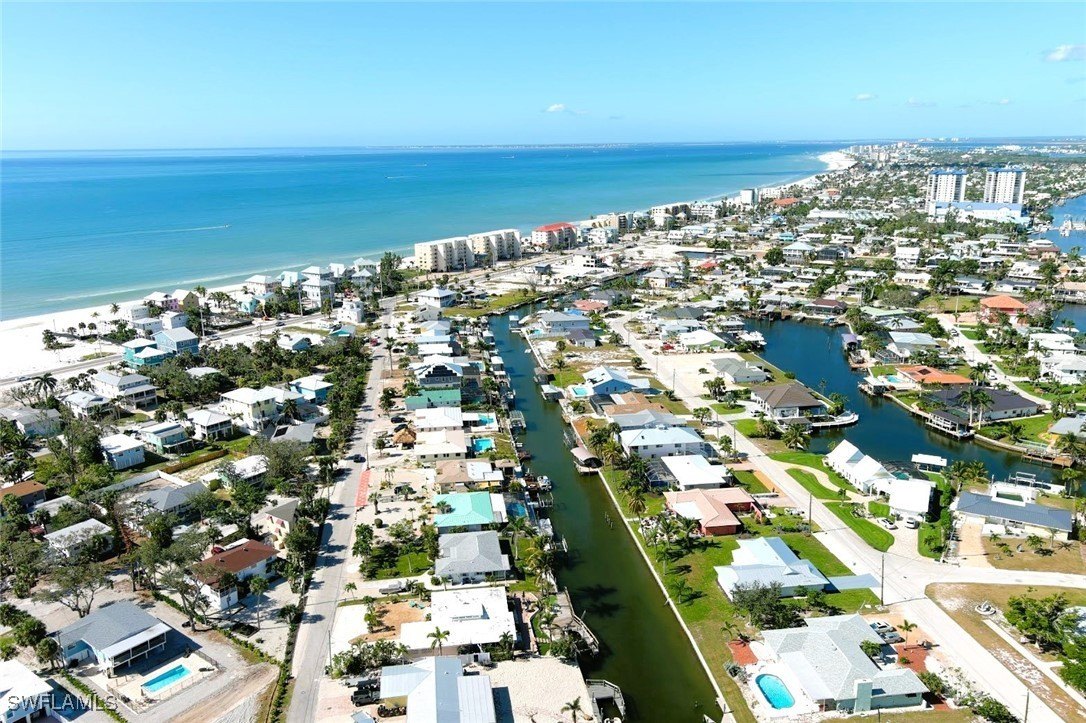 Fort Myers Beach, Florida, 33931, United States, 2 Bedrooms Bedrooms, ,3 BathroomsBathrooms,Residential,For Sale,1976709