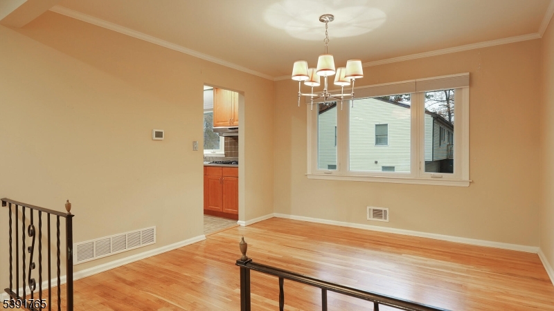 Fanwood Boro, New Jersey, 07023, United States, 3 Bedrooms Bedrooms, ,3 BathroomsBathrooms,Residential,For Sale,1987912