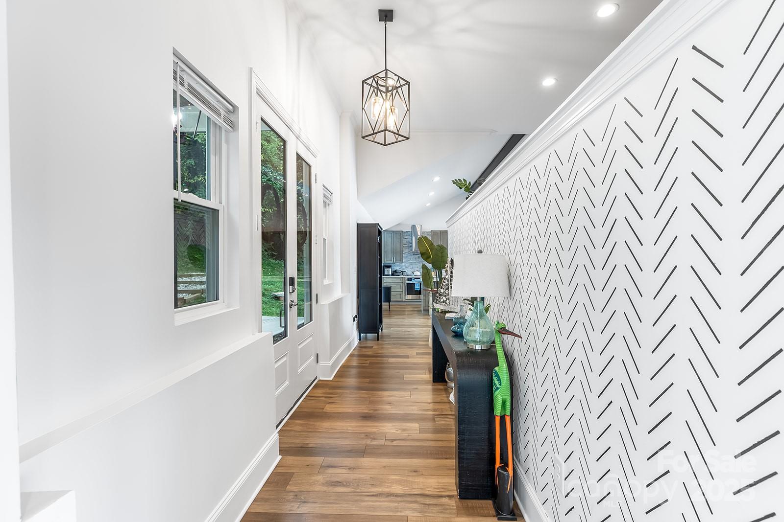 Charlotte, North Carolina, 28278, United States, 3 Bedrooms Bedrooms, ,3 BathroomsBathrooms,Residential,For Sale,1986488