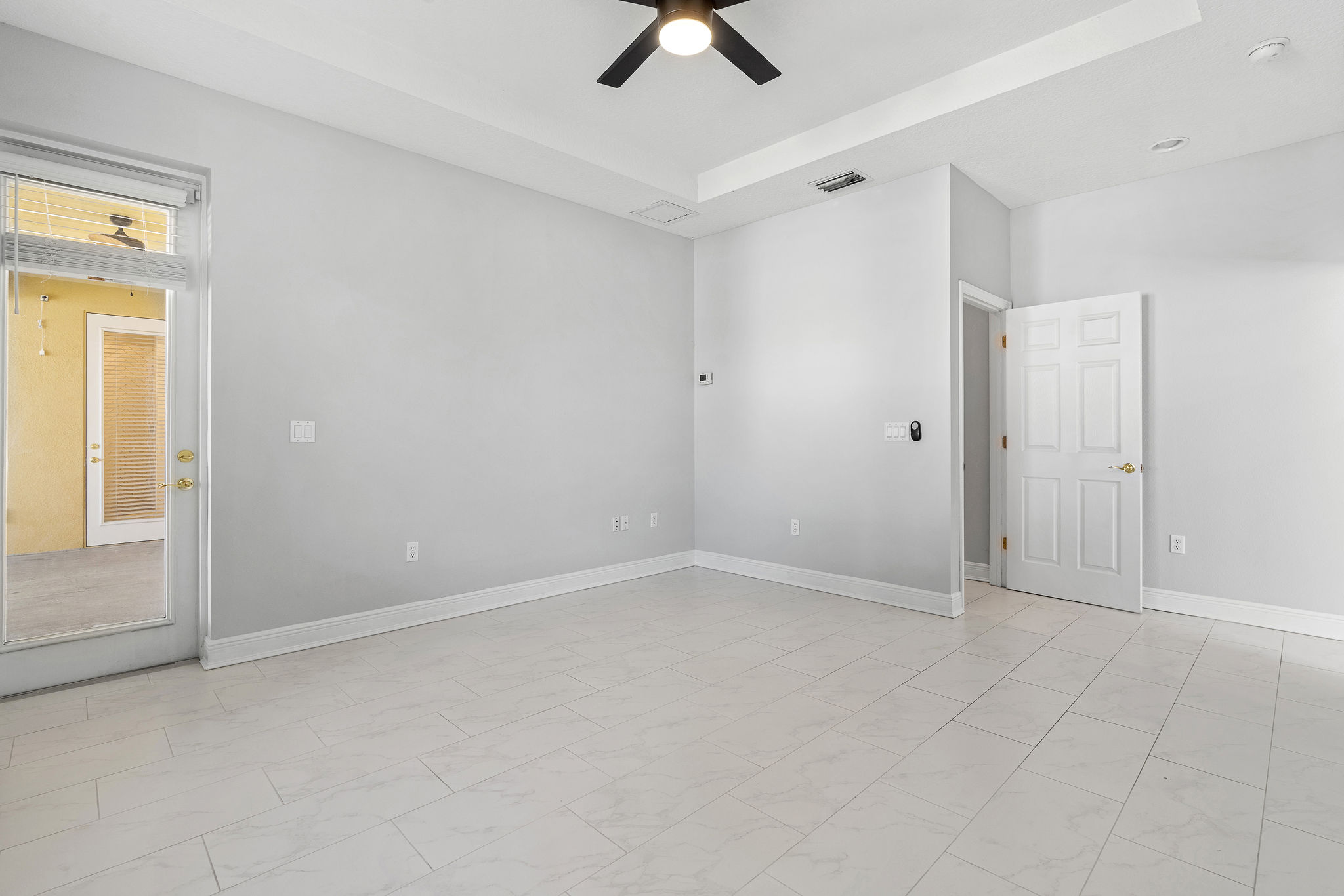 Largo, Florida, 33771, United States, 5 Bedrooms Bedrooms, ,3 BathroomsBathrooms,Residential,For Sale,1980944