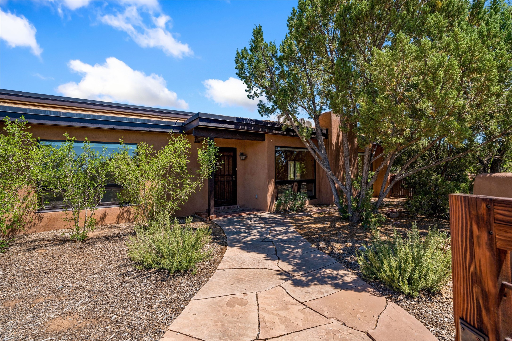  770 Coyote Ridge Road - 物件實景