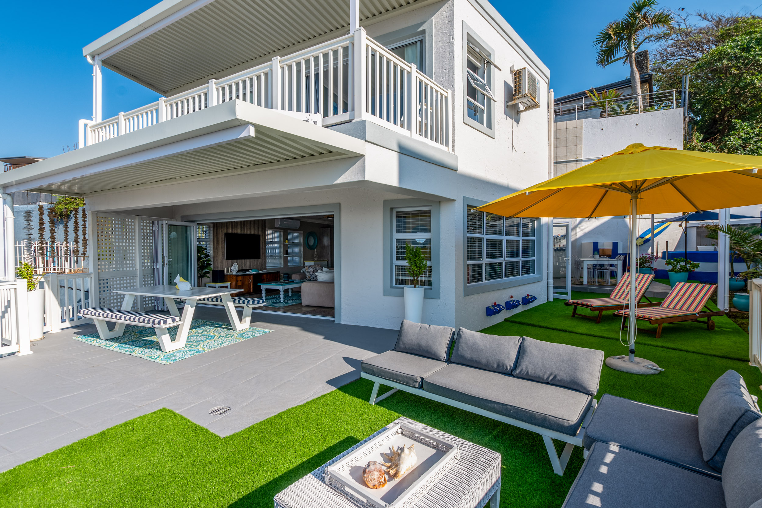  Newly Renovated Coastal Residence with Spectacular Ocean Views in Shaka
