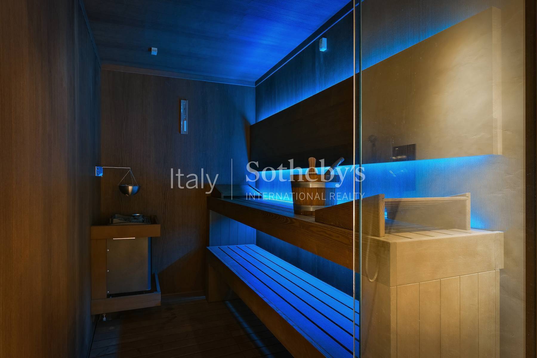  Splendid renovated castle with pool in the Florentine Chianti - 物件實景