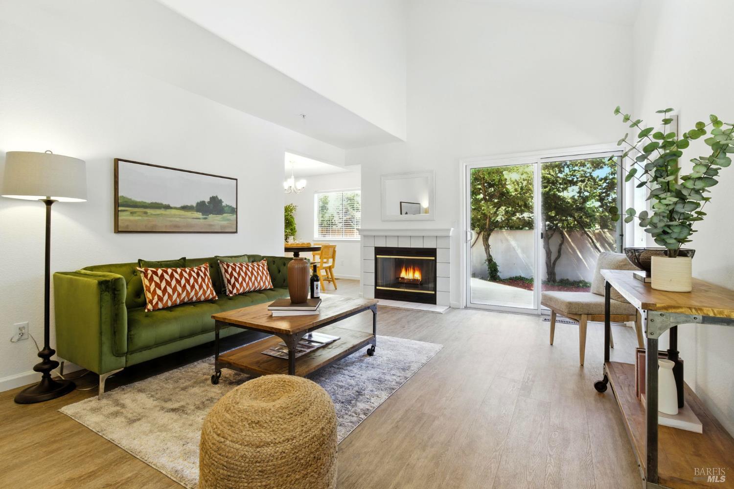 Petaluma, California, 94954, United States, 3 Bedrooms Bedrooms, ,3 BathroomsBathrooms,Residential,For Sale,1941666