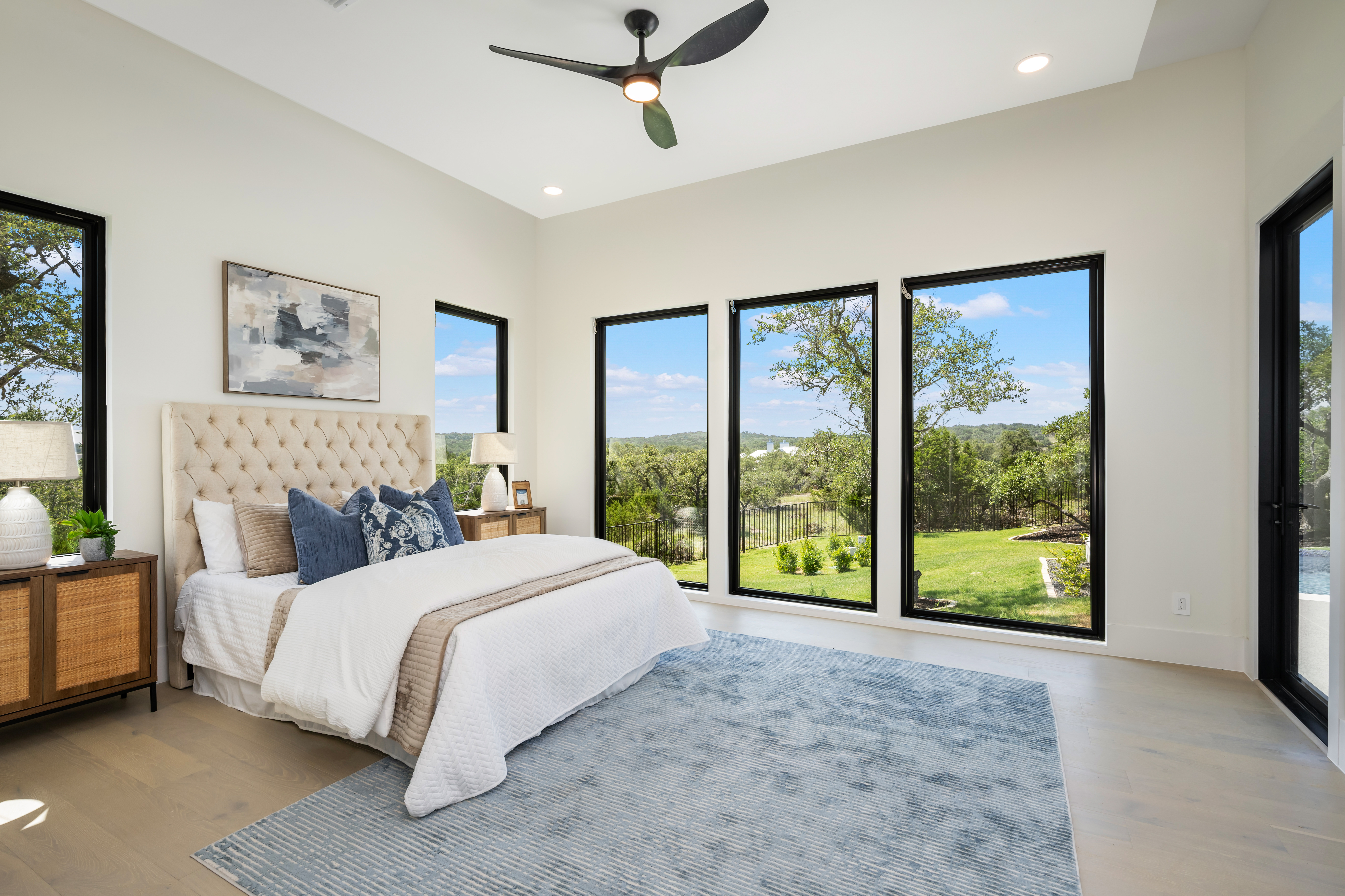  Modern Luxury on 1 Acre - 物件實景