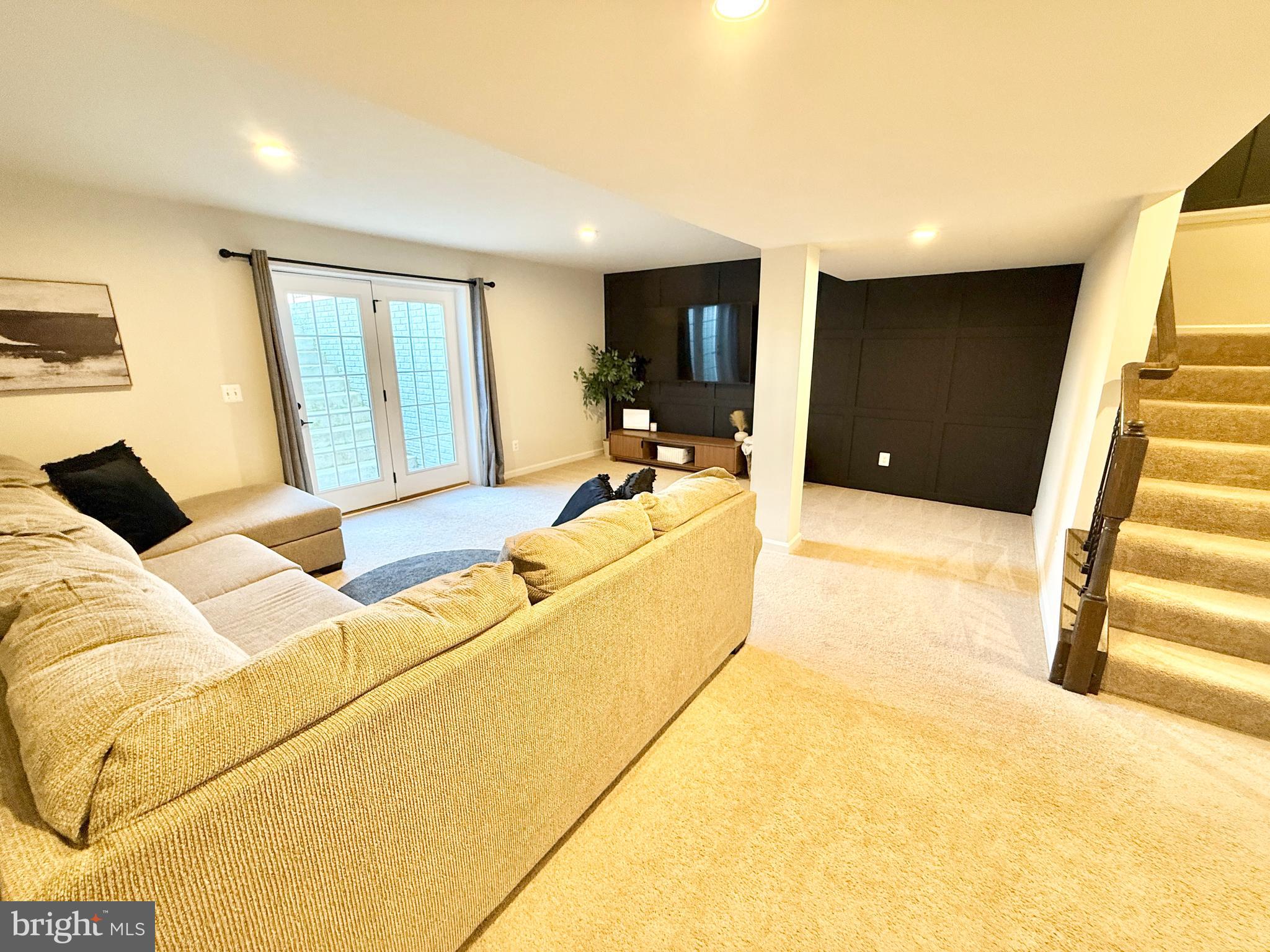 Stafford, Virginia, 22554, United States, 5 Bedrooms Bedrooms, ,4 BathroomsBathrooms,Residential,For Sale,2009953