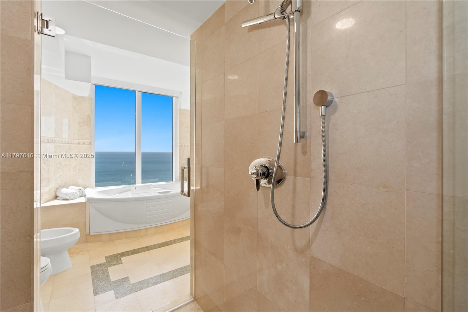 Sunny Isles Beach, Florida, 33160, United States, 3 Bedrooms Bedrooms, ,5 BathroomsBathrooms,Residential,For Sale,1796970