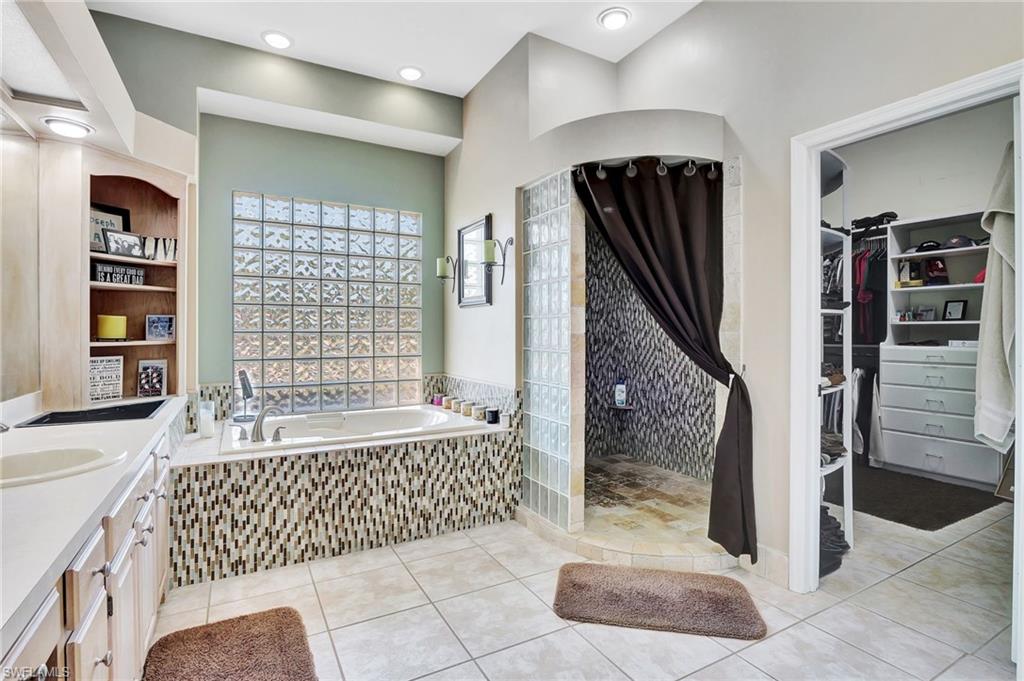 Naples, Florida, 34110, United States, 4 Bedrooms Bedrooms, ,3 BathroomsBathrooms,Residential,For Sale,1754143