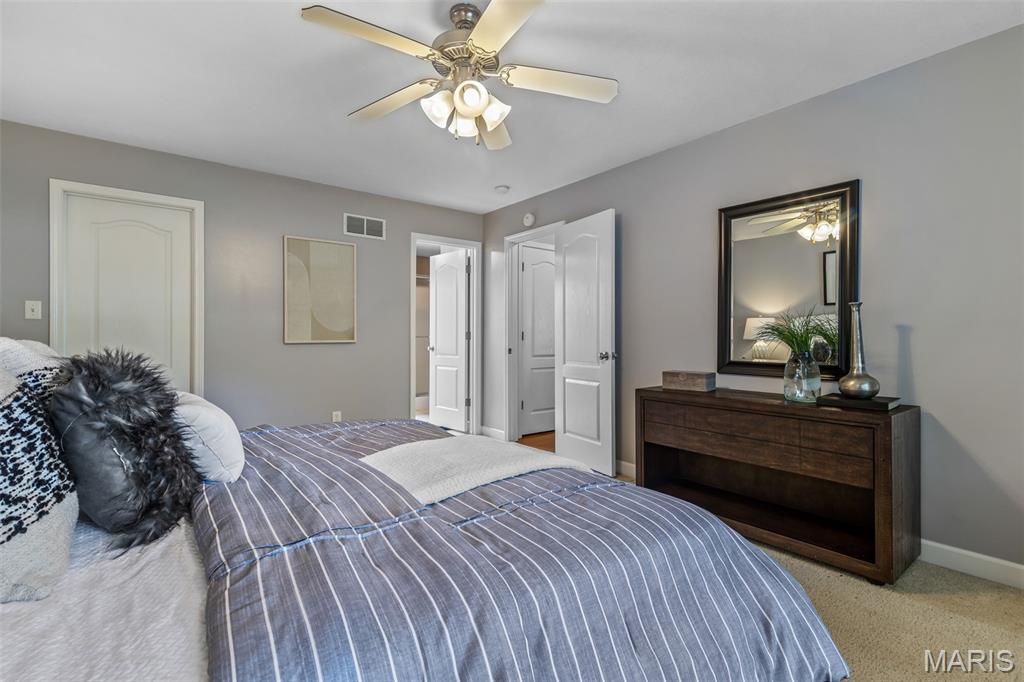 Festus, Missouri, 63028, United States, 4 Bedrooms Bedrooms, ,4 BathroomsBathrooms,Residential,For Sale,1954677