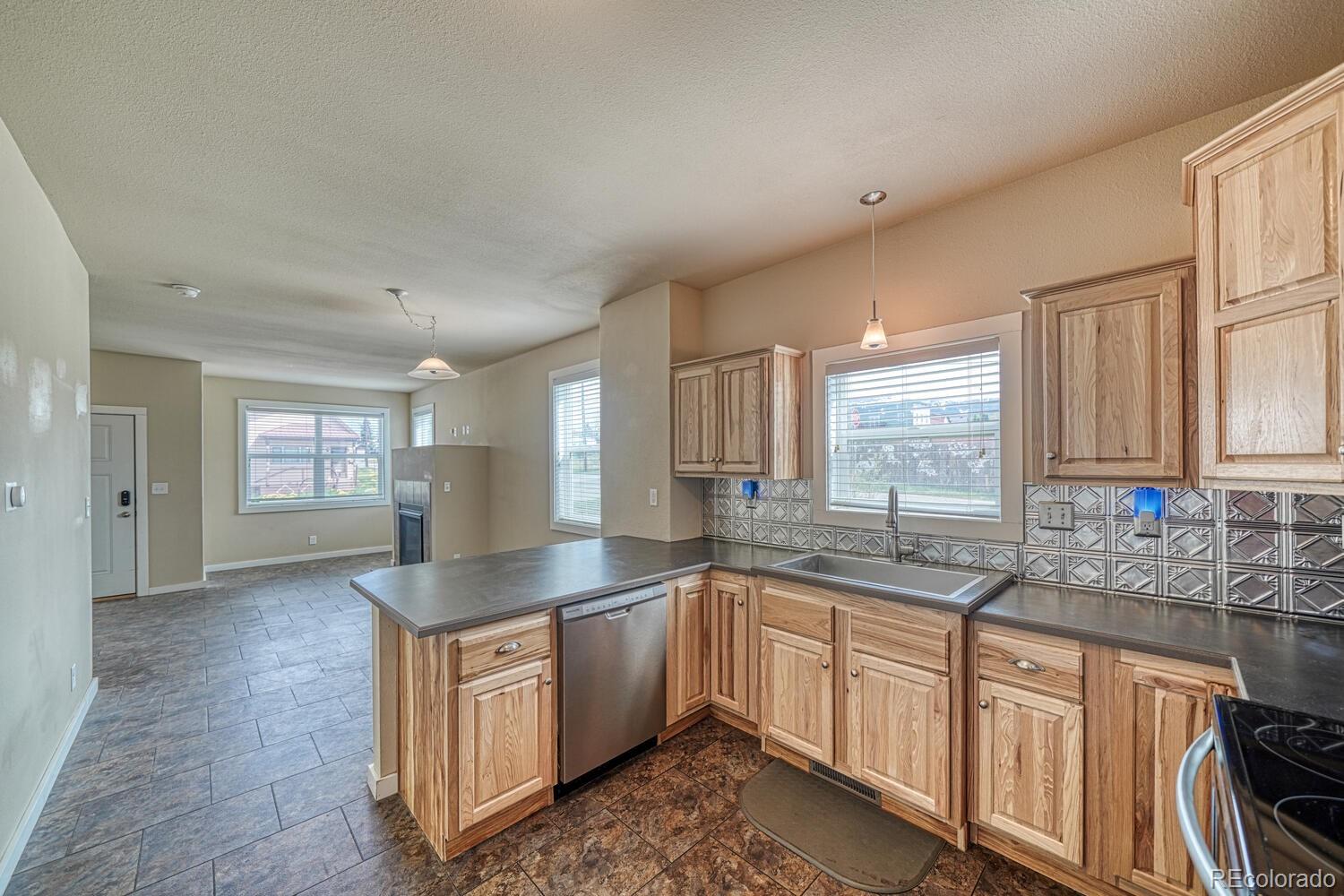 Leadville, Colorado, 80461, United States, 3 Bedrooms Bedrooms, ,2 BathroomsBathrooms,Residential,For Sale,1847315