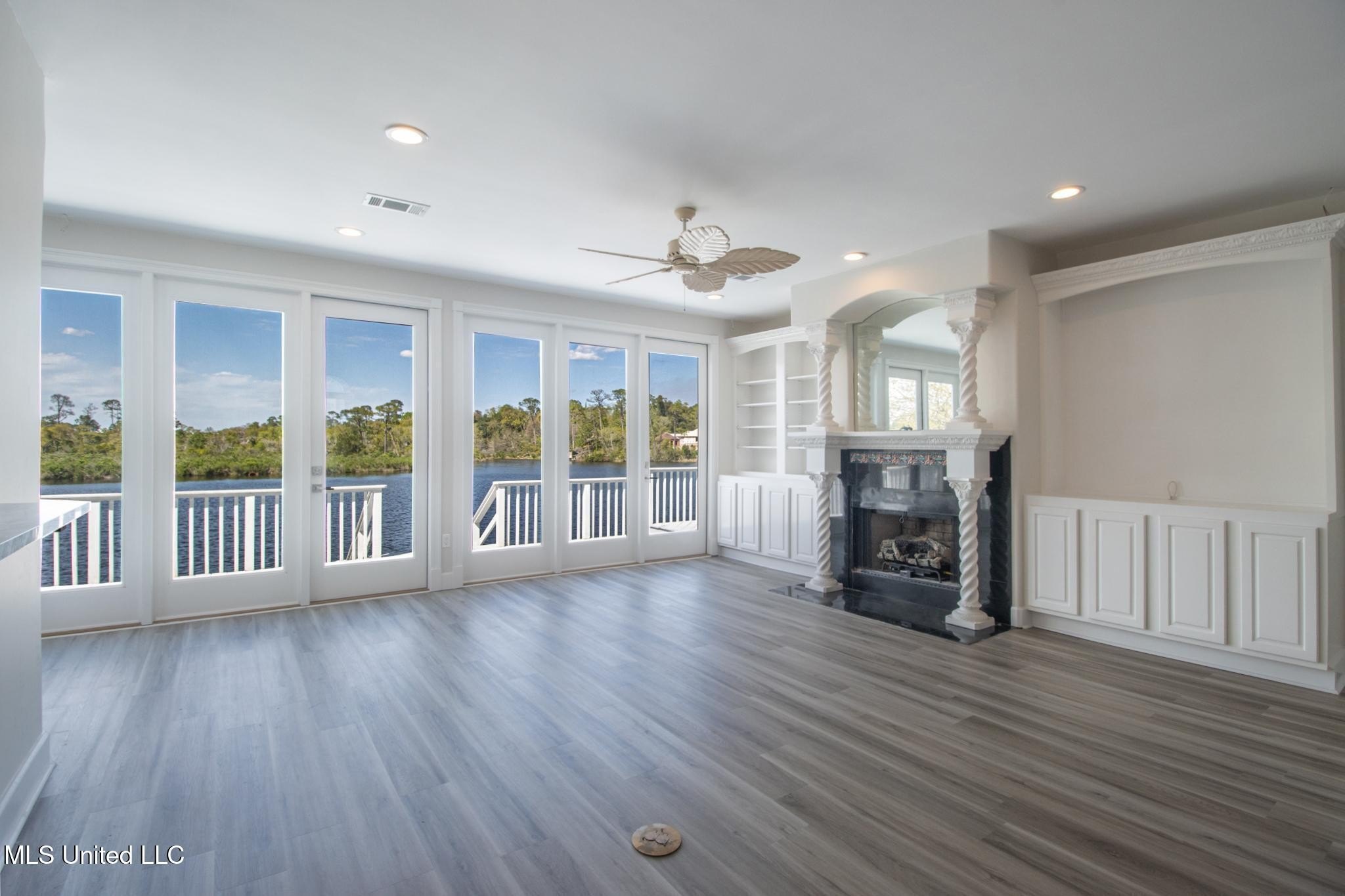 Gulfport, Mississippi, 39507, United States, 4 Bedrooms Bedrooms, ,3 BathroomsBathrooms,Residential,For Sale,1981808