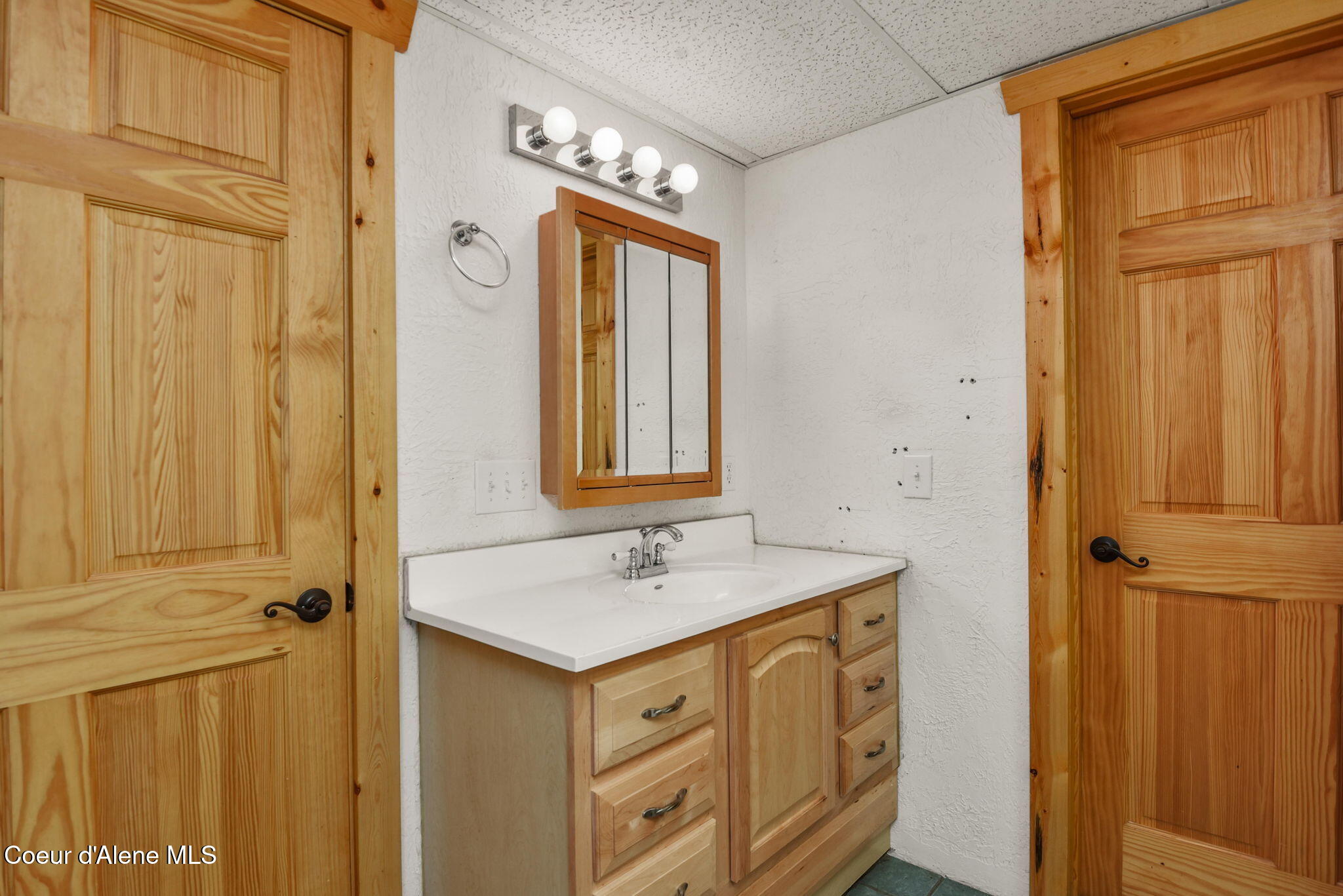 Harrison, Idaho, 83833, United States, 5 Bedrooms Bedrooms, ,4 BathroomsBathrooms,Residential,For Sale,1900572