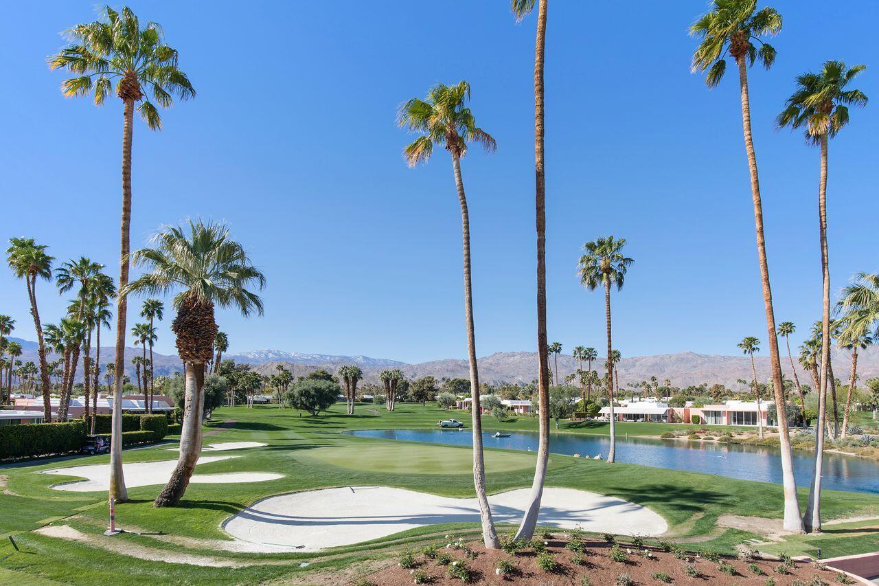 Palm Desert, California, 92260, United States, 2 Bedrooms Bedrooms, ,2 BathroomsBathrooms,Residential,For Sale,1992919