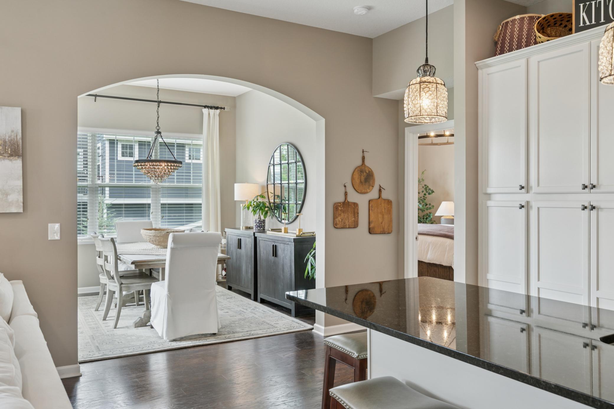 Lakeville, Minnesota, 55044, United States, 3 Bedrooms Bedrooms, ,2 BathroomsBathrooms,Residential,For Sale,1971412