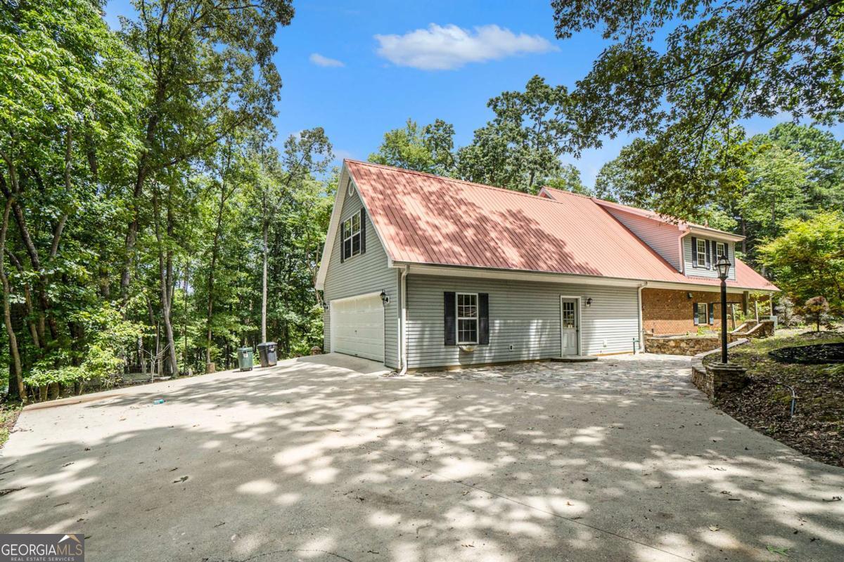 Blairsville, Georgia, 30512, United States, 4 Bedrooms Bedrooms, ,3 BathroomsBathrooms,Residential,For Sale,1859047