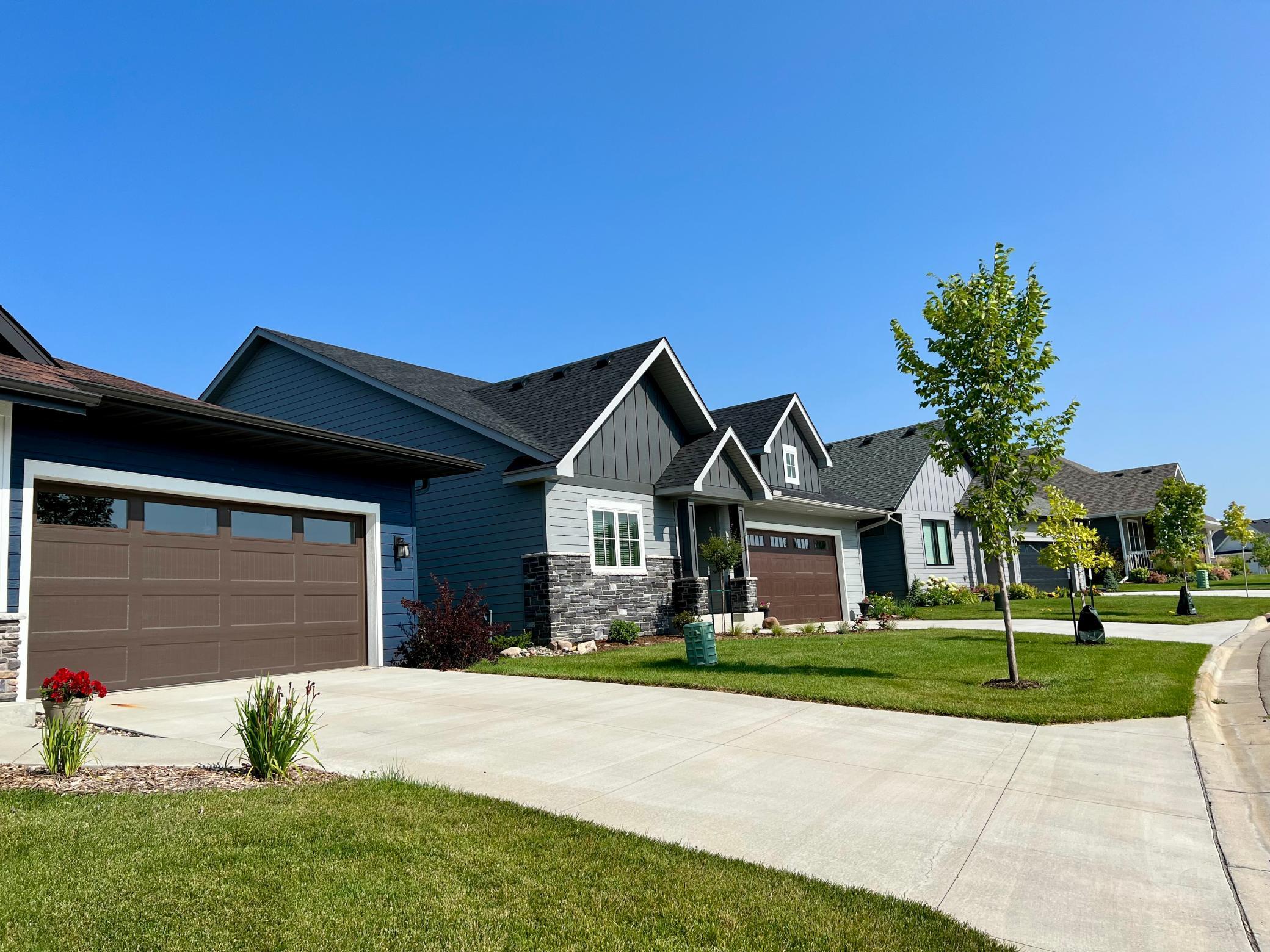 Northfield, Minnesota, 55057, United States, 2 Bedrooms Bedrooms, ,1 BathroomBathrooms,Residential,For Sale,1972970