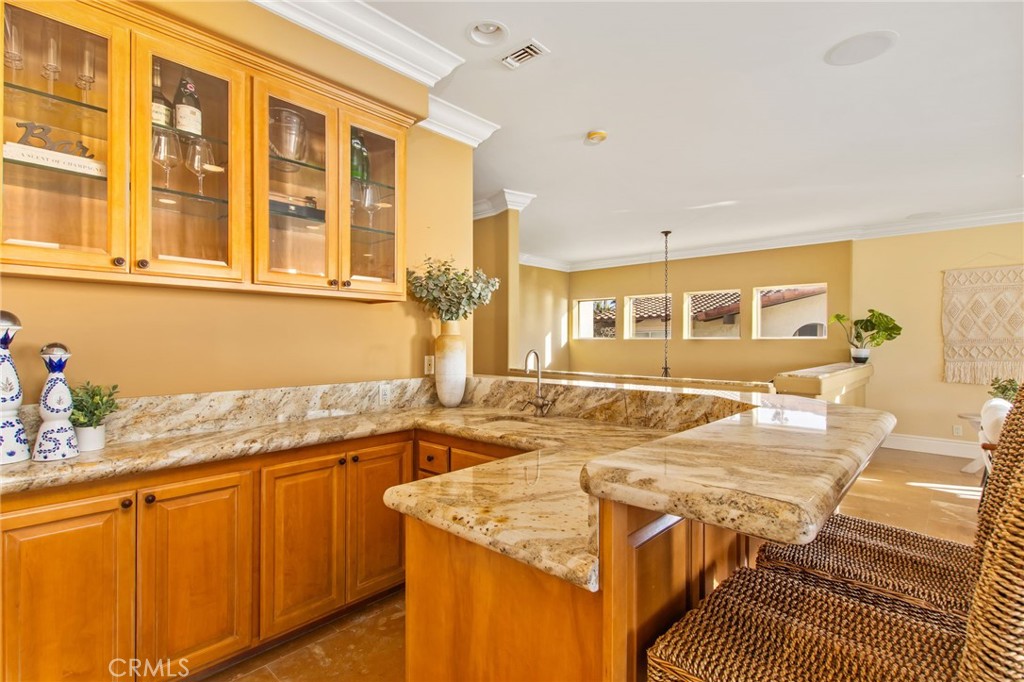 San Diego, California, 92107, United States, 6 Bedrooms Bedrooms, ,5 BathroomsBathrooms,Residential,For Sale,1843009