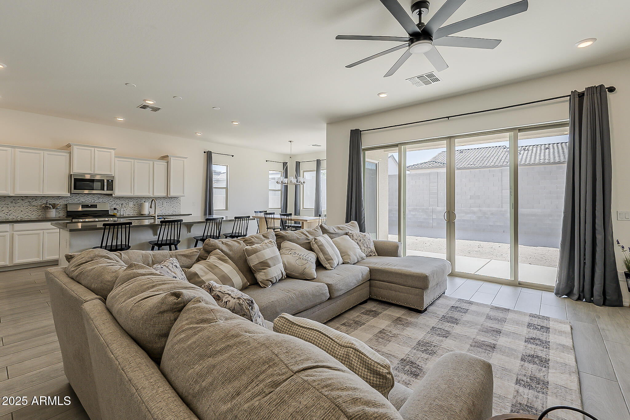 Litchfield Park, Arizona, 85340, United States, 4 Bedrooms Bedrooms, ,Residential,For Sale,1902825