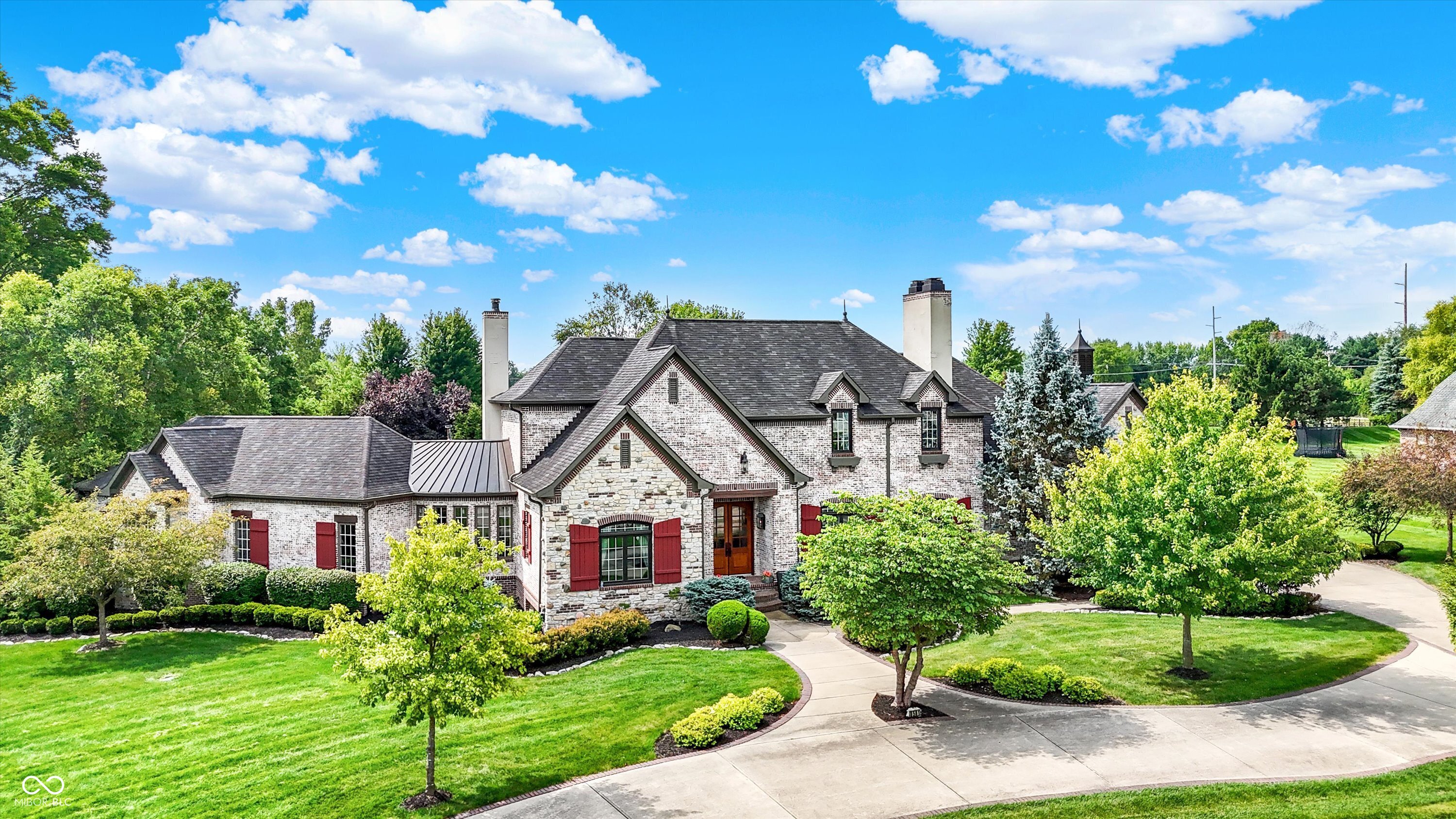 Zionsville, Indiana, 46077, United States, 4 Bedrooms Bedrooms, ,6 BathroomsBathrooms,Residential,For Sale,1978163