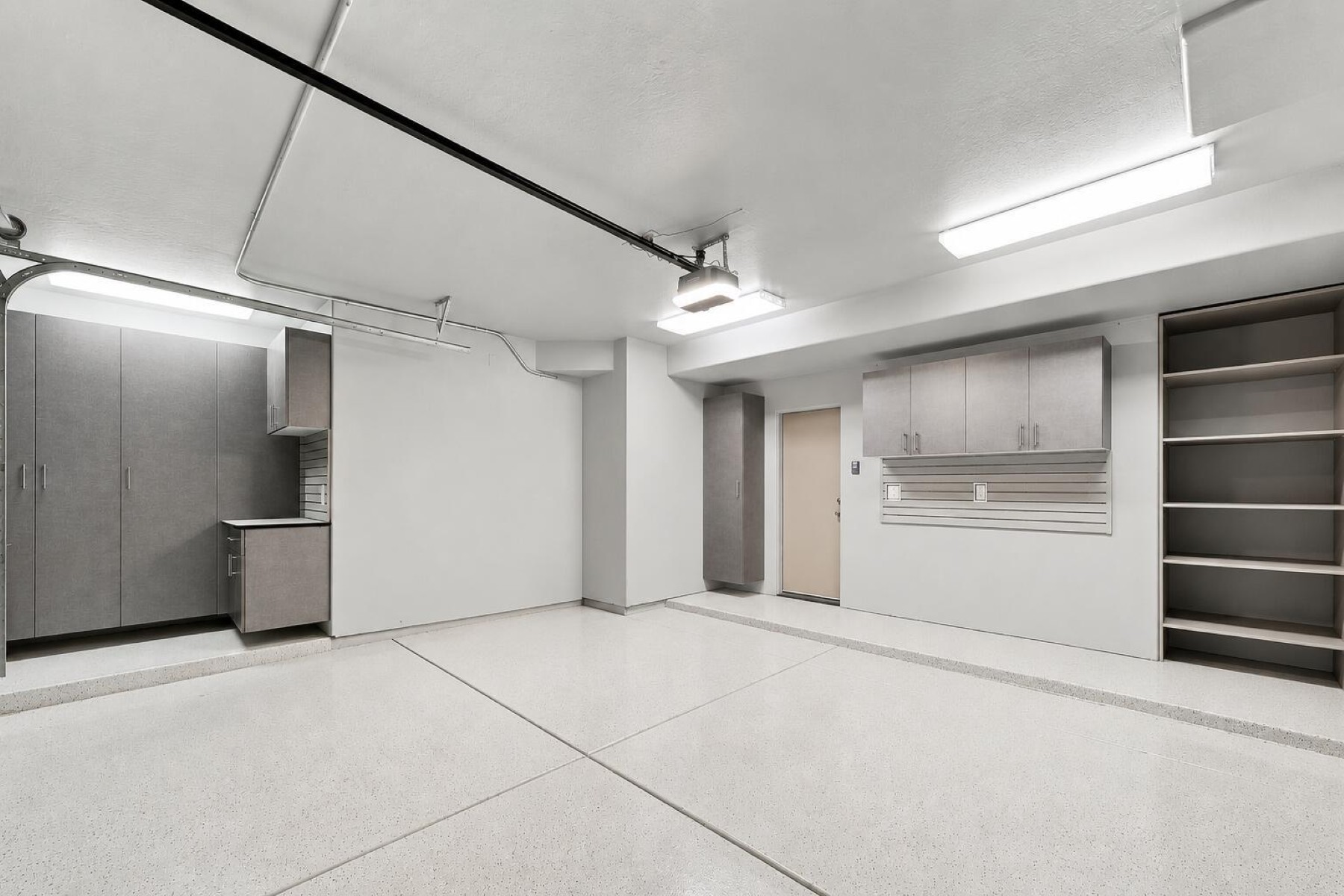  1732 E Gelding Dr¦Phoenix, AZ - 物件實景