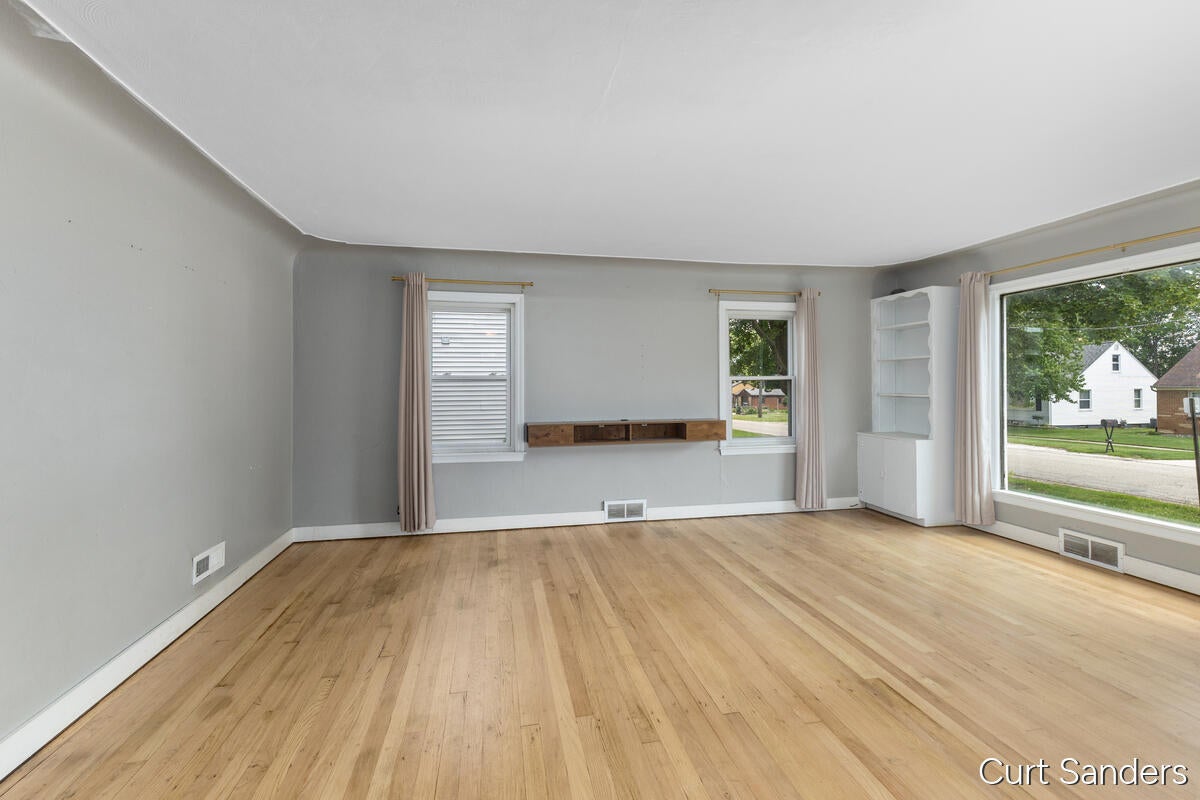 Ferris St, Grand Rapids, MI 49544 #1