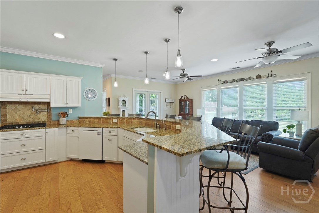 Savannah, Georgia, 31406, United States, 4 Bedrooms Bedrooms, ,4 BathroomsBathrooms,Residential,For Sale,1836812