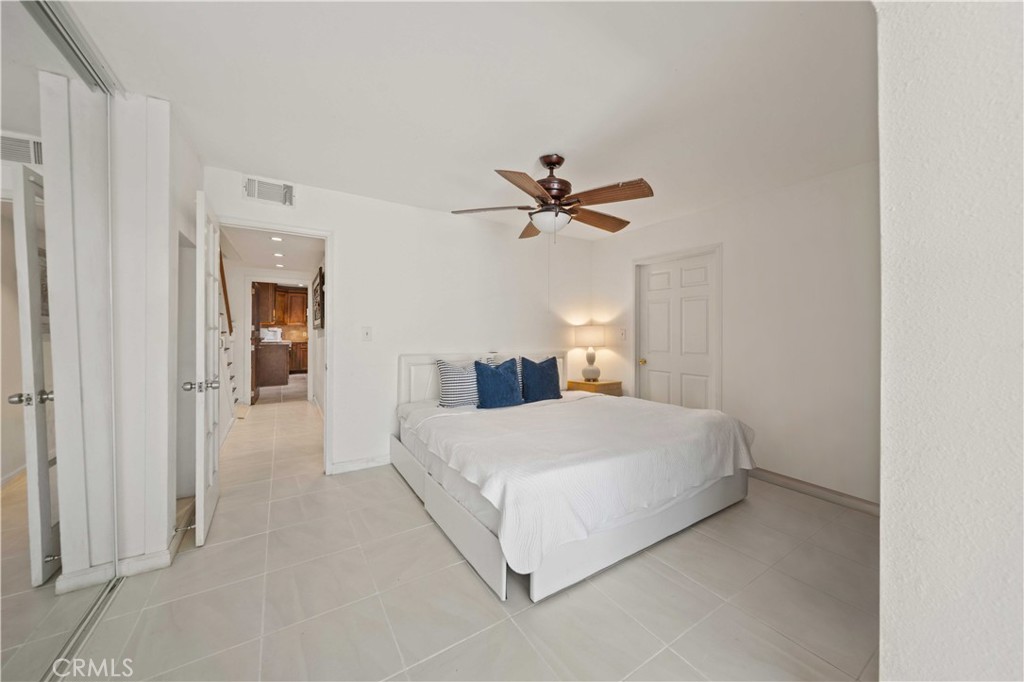 Newhall, California, 91321, United States, 5 Bedrooms Bedrooms, ,4 BathroomsBathrooms,Residential,For Sale,1940368