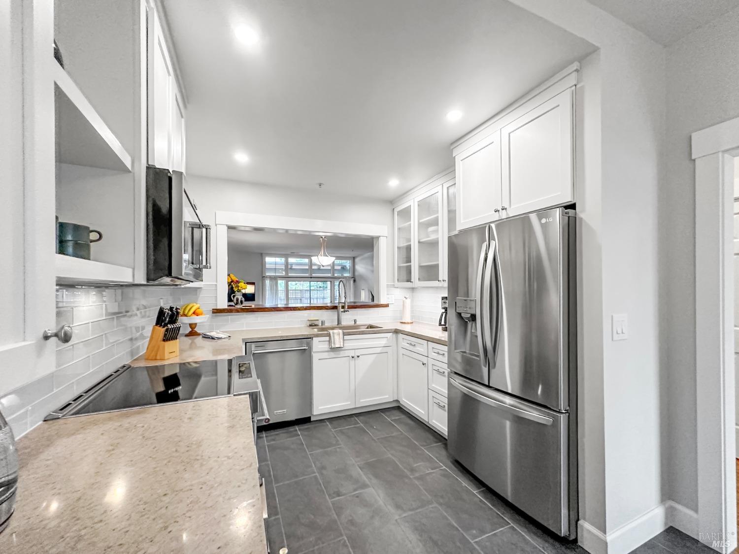 Napa, California, 94558, United States, 2 Bedrooms Bedrooms, ,3 BathroomsBathrooms,Residential,For Sale,1950858