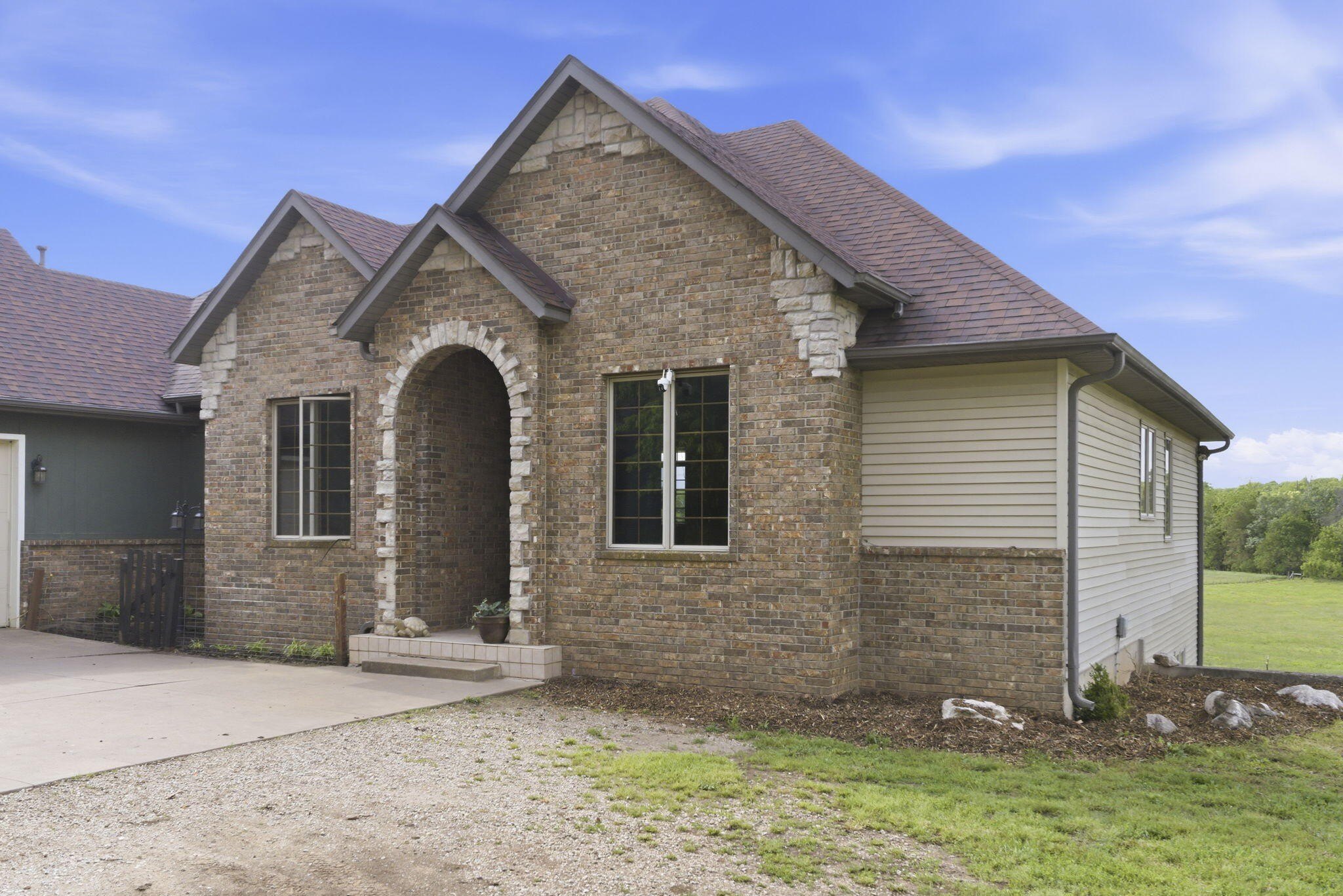 Walnut Grove, Missouri, 65770, United States, 5 Bedrooms Bedrooms, ,3 BathroomsBathrooms,Residential,For Sale,2045196