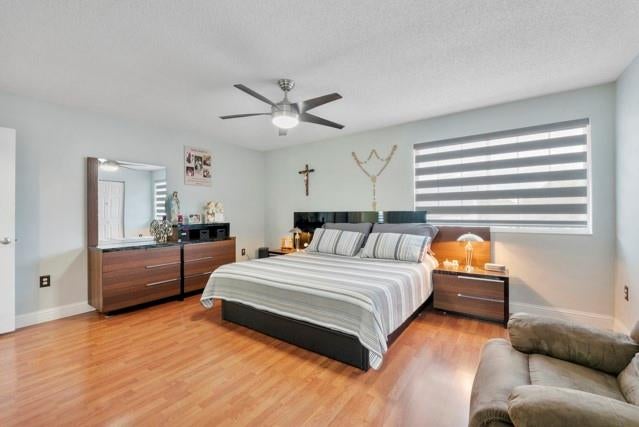 Hialeah, Florida, 33015, United States, 5 Bedrooms Bedrooms, ,3 BathroomsBathrooms,Residential,For Sale,1977900