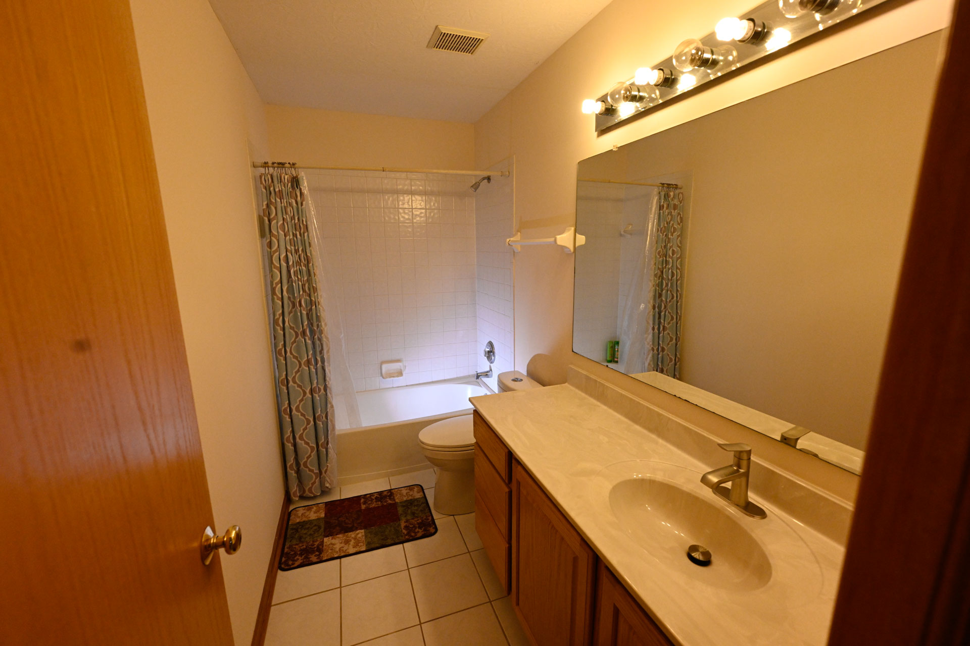 Dublin, Ohio, 43016, United States, 4 Bedrooms Bedrooms, ,4 BathroomsBathrooms,Residential,For Sale,1935367