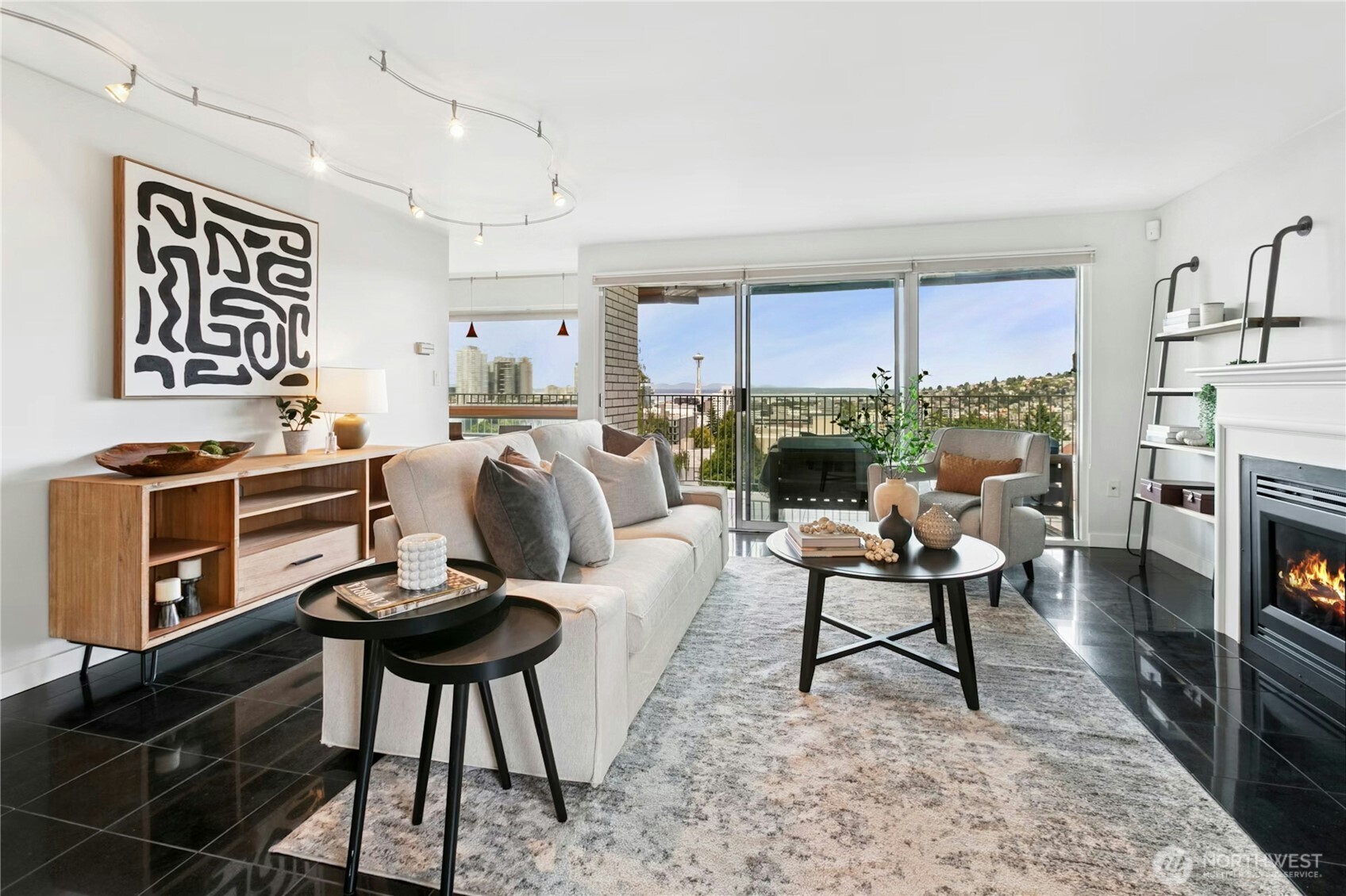 Seattle, Washington, 98102, United States, 2 Bedrooms Bedrooms, ,1 BathroomBathrooms,Residential,For Sale,1973111