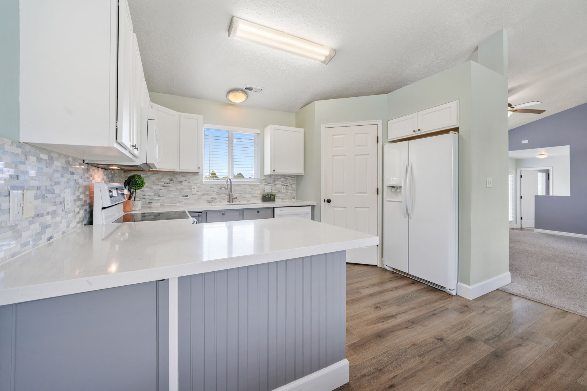 Lehi, Utah, 84043, United States, 4 Bedrooms Bedrooms, ,3 BathroomsBathrooms,Residential,For Sale,1973870