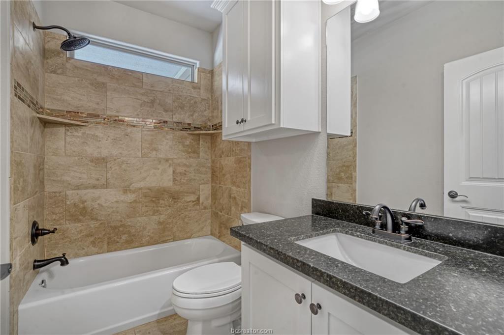 North Zulch, Texas, 77872, United States, 4 Bedrooms Bedrooms, ,3 BathroomsBathrooms,Residential,For Sale,1920538