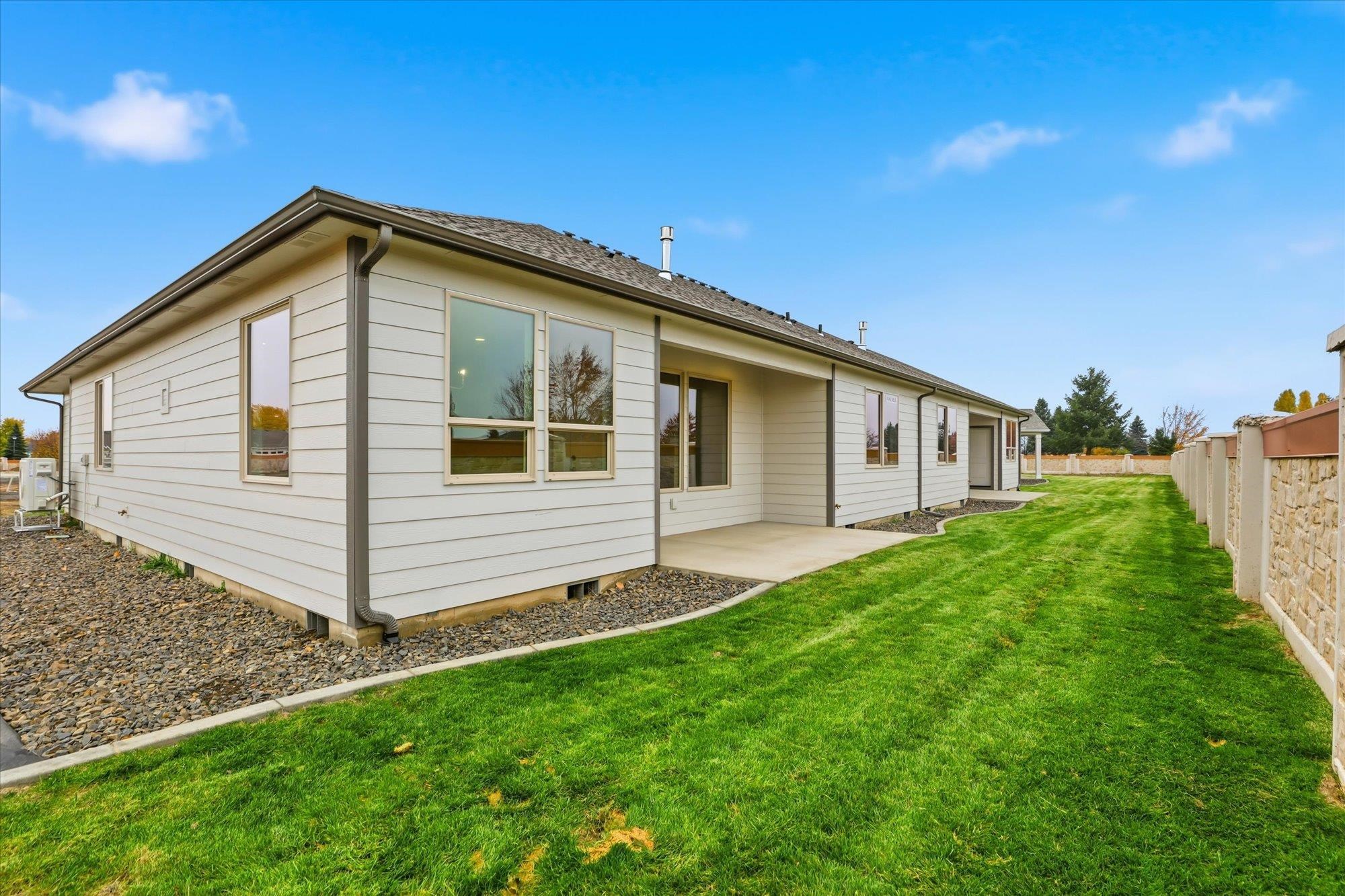 Deer Park, Washington, 99006, United States, 3 Bedrooms Bedrooms, ,2 BathroomsBathrooms,Residential,For Sale,1992798