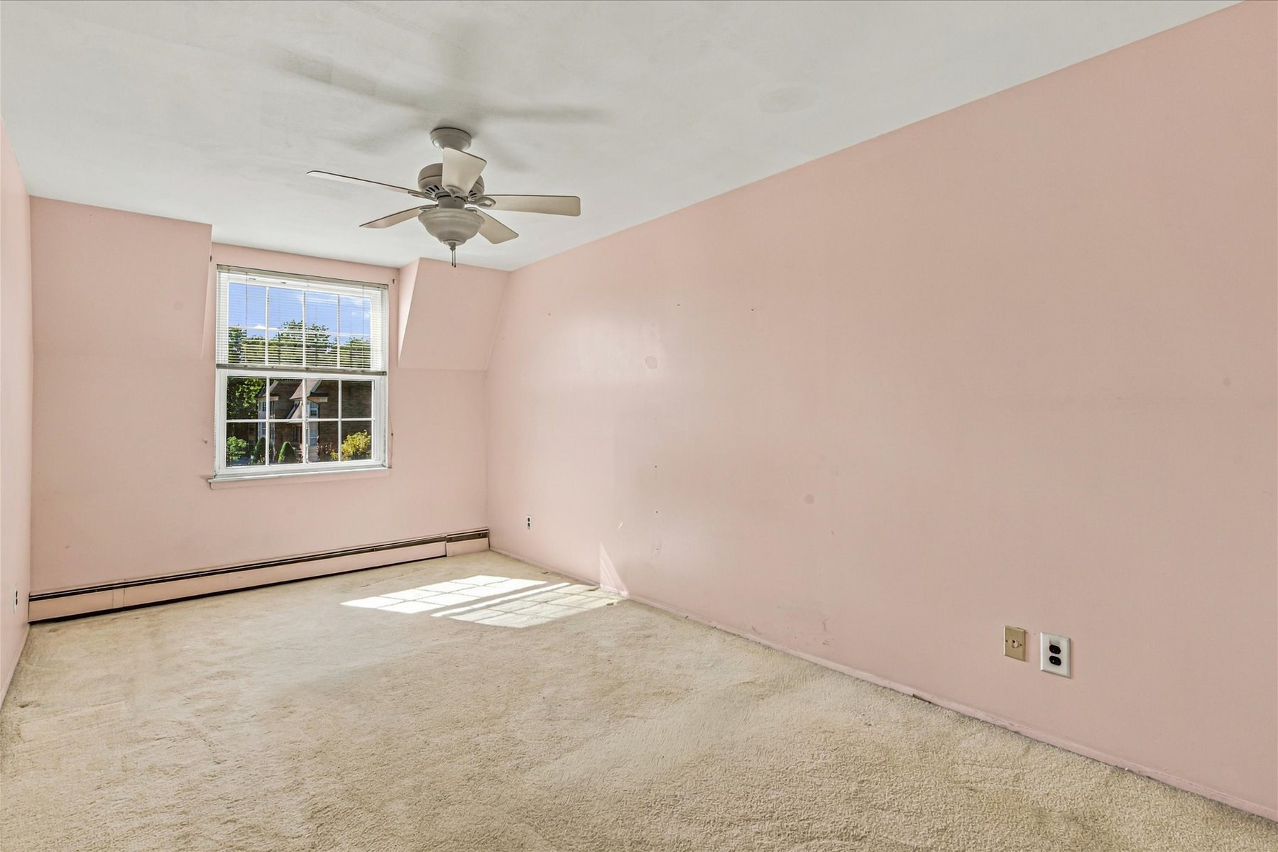  1301 Michael Court #1624, Bayside, NY, 11360 - 物件實景