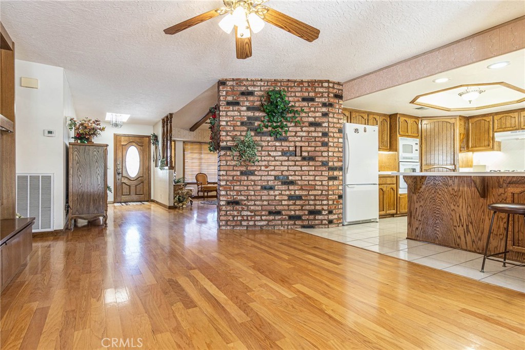 Hesperia, California, 92345, United States, 3 Bedrooms Bedrooms, ,3 BathroomsBathrooms,Residential,For Sale,2030718