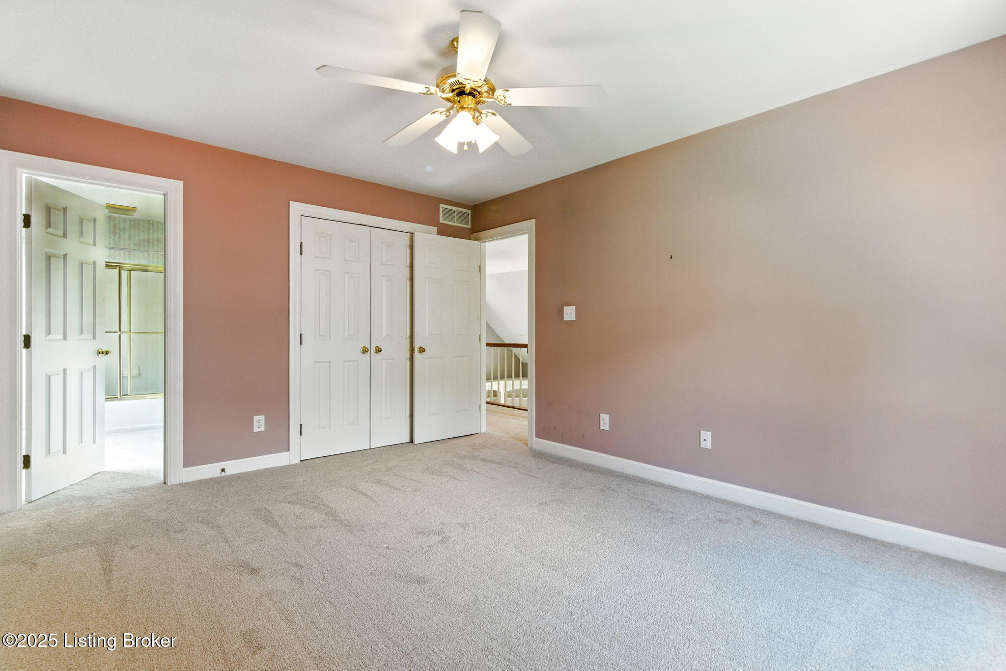 Prospect, Kentucky, 40059, United States, 4 Bedrooms Bedrooms, ,4 BathroomsBathrooms,Residential,For Sale,1941807