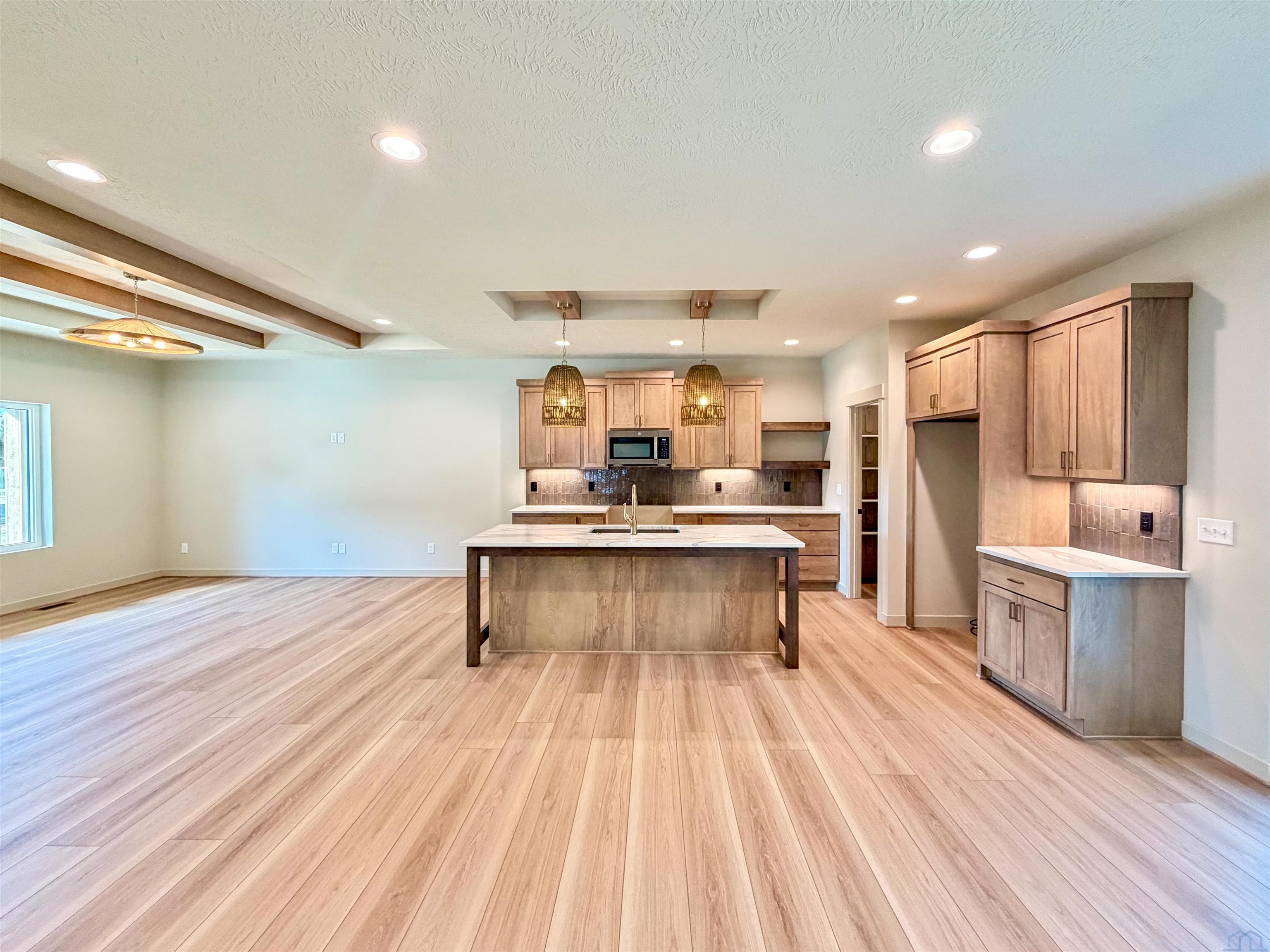 Sergeant Bluff, Iowa, 51054, United States, 3 Bedrooms Bedrooms, ,2 BathroomsBathrooms,Residential,For Sale,1974181