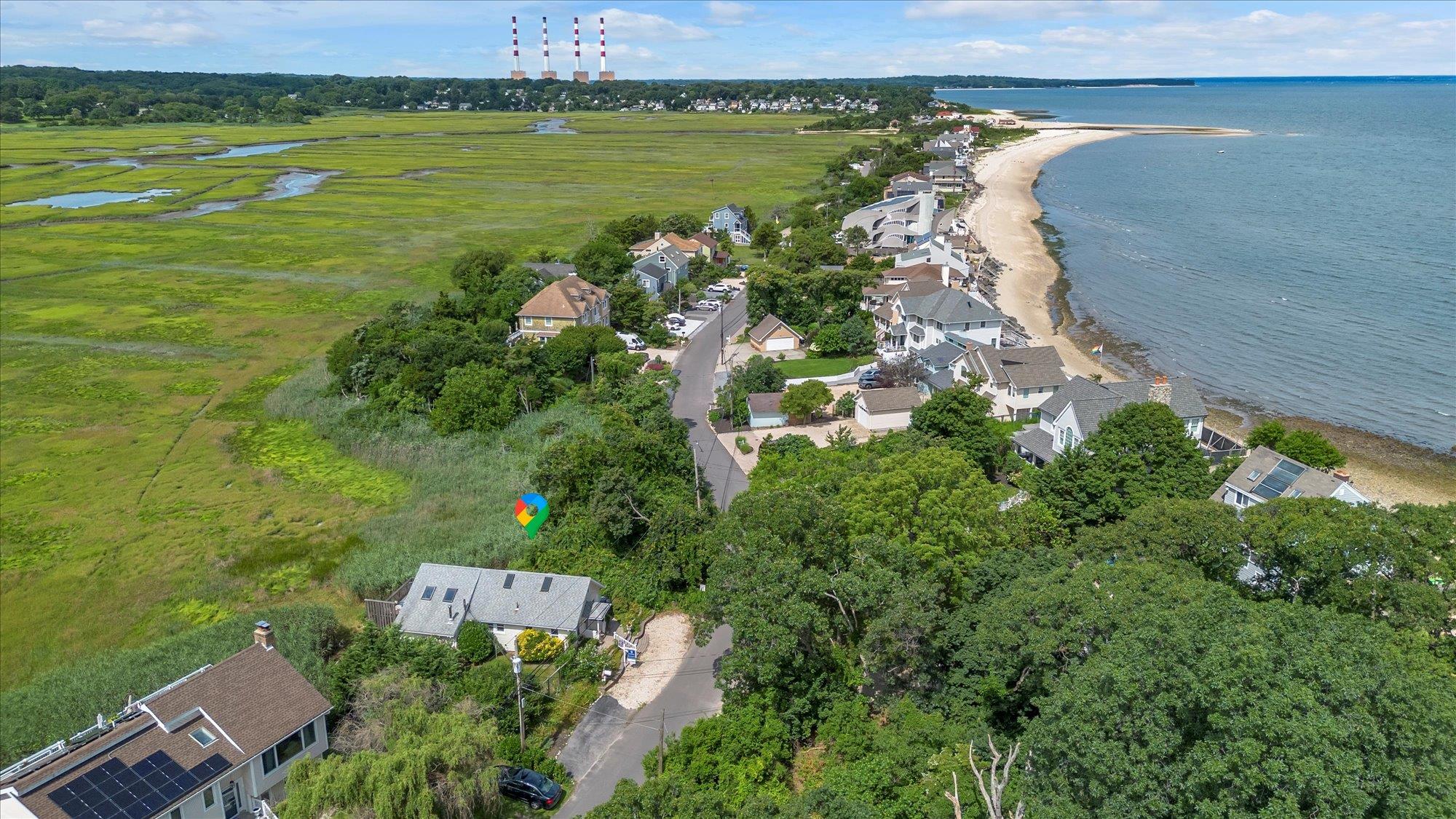 Northport, New York, 11768, United States, 2 Bedrooms Bedrooms, ,1 BathroomBathrooms,Residential,For Sale,1828550