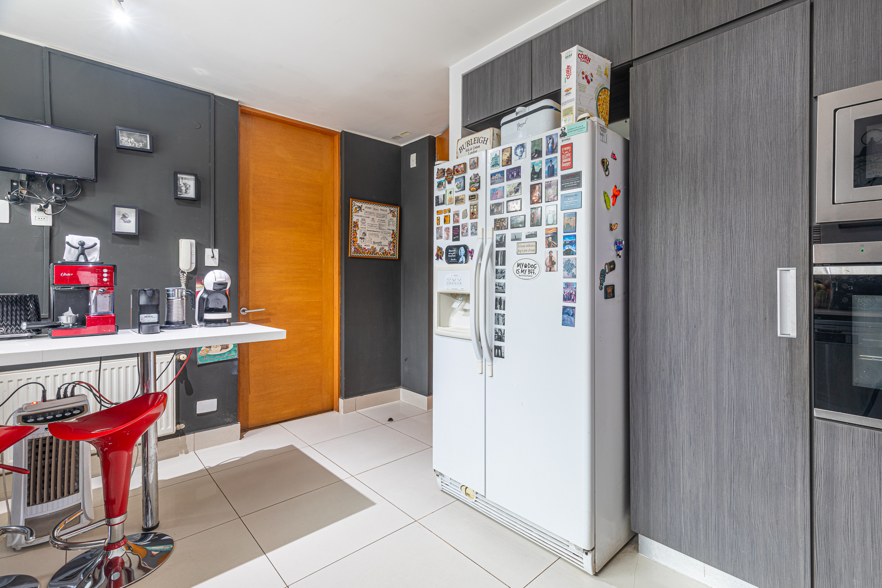  Contemporary 4-Bedroom Home in Piedra Roja - 物件實景