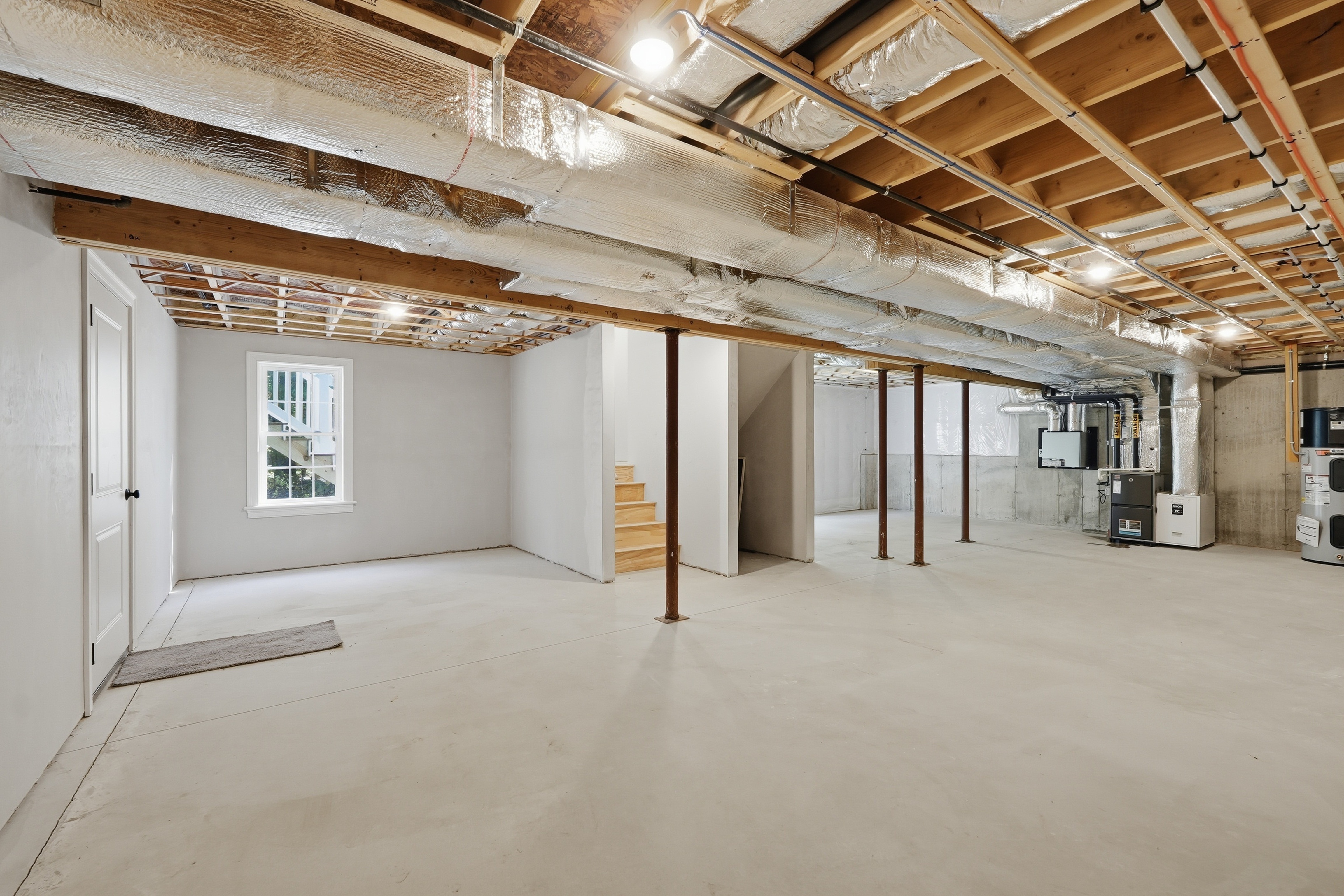  126 Townsend Harbor Road, Lunenburg, MA 01462 - 物件實景