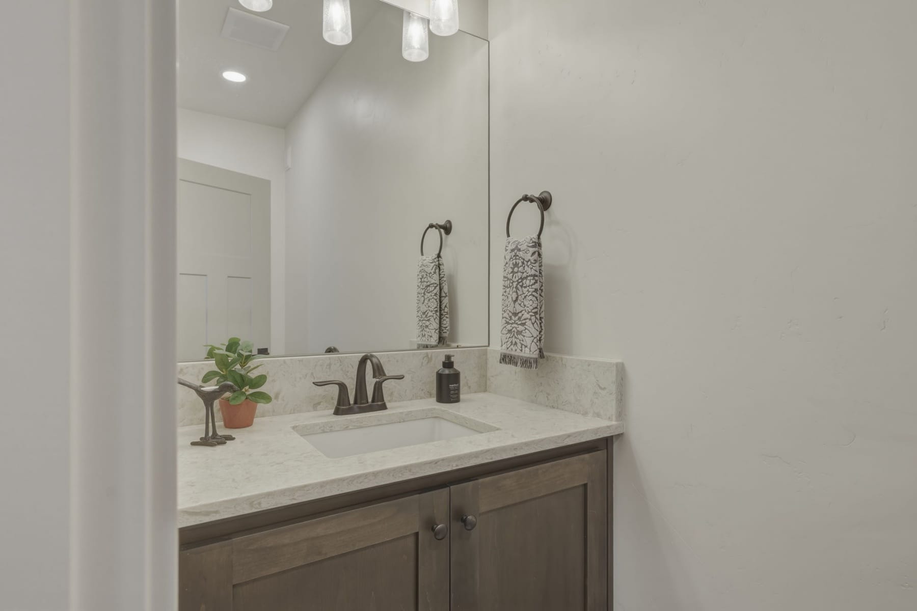  2005 NW Glassow Drive Bend, OR 97703 - 物件實景