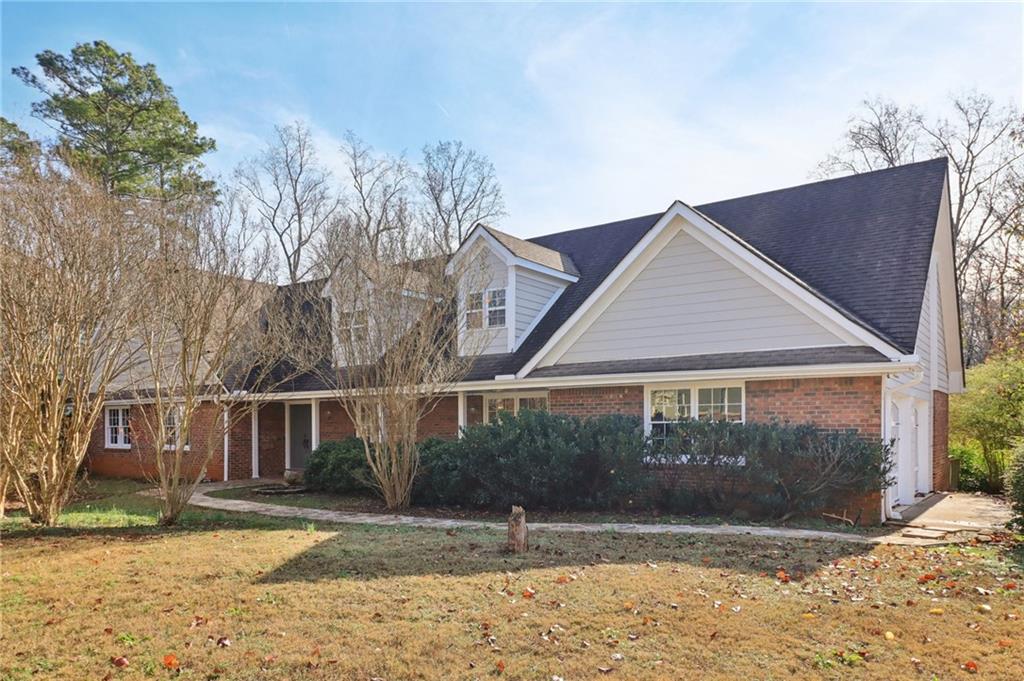 Smyrna, Georgia, 30082, United States, 6 Bedrooms Bedrooms, ,3 BathroomsBathrooms,Residential,For Sale,2002854