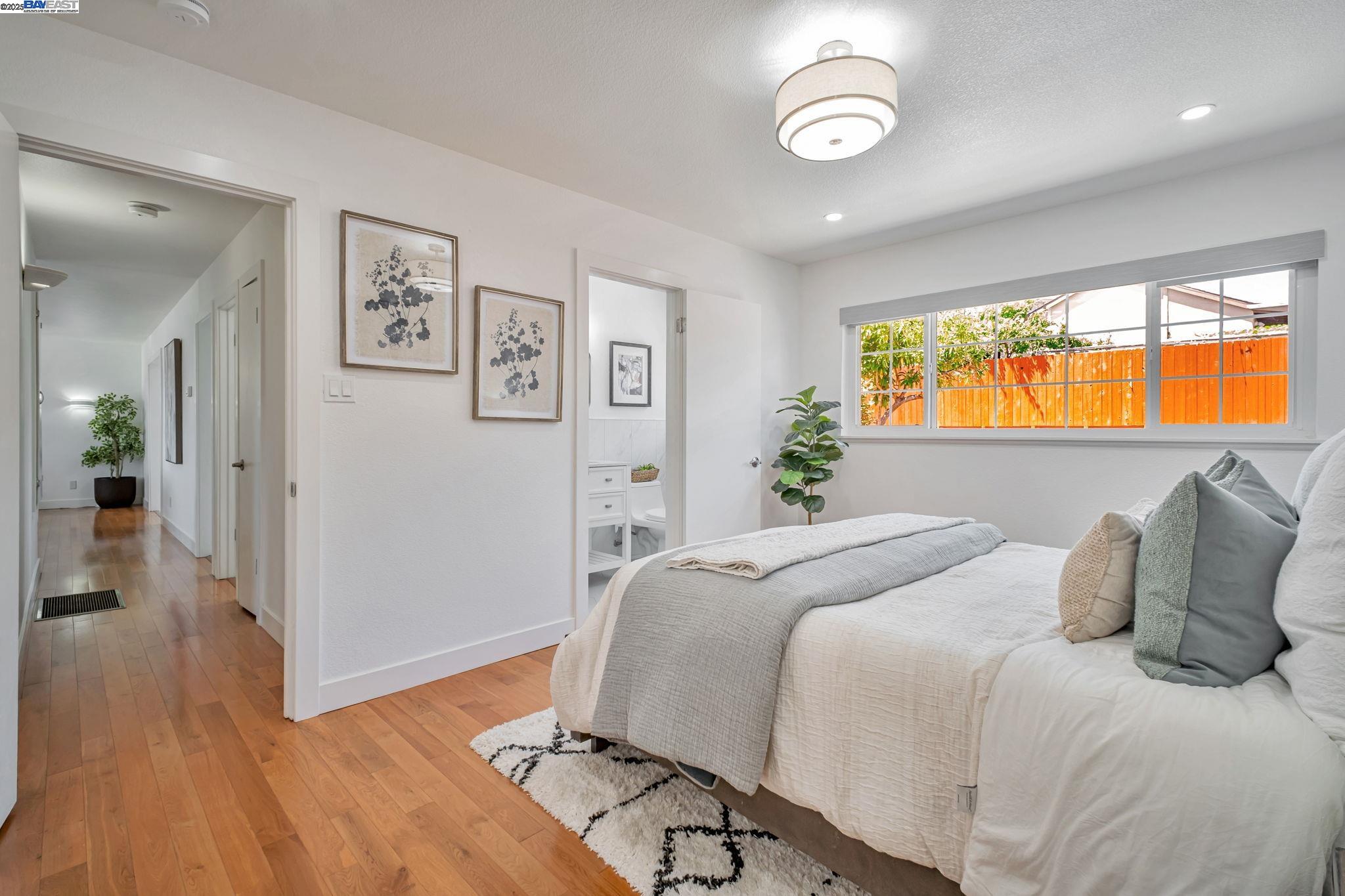 Castro Valley, California, 94546, United States, 3 Bedrooms Bedrooms, ,2 BathroomsBathrooms,Residential,For Sale,1901037