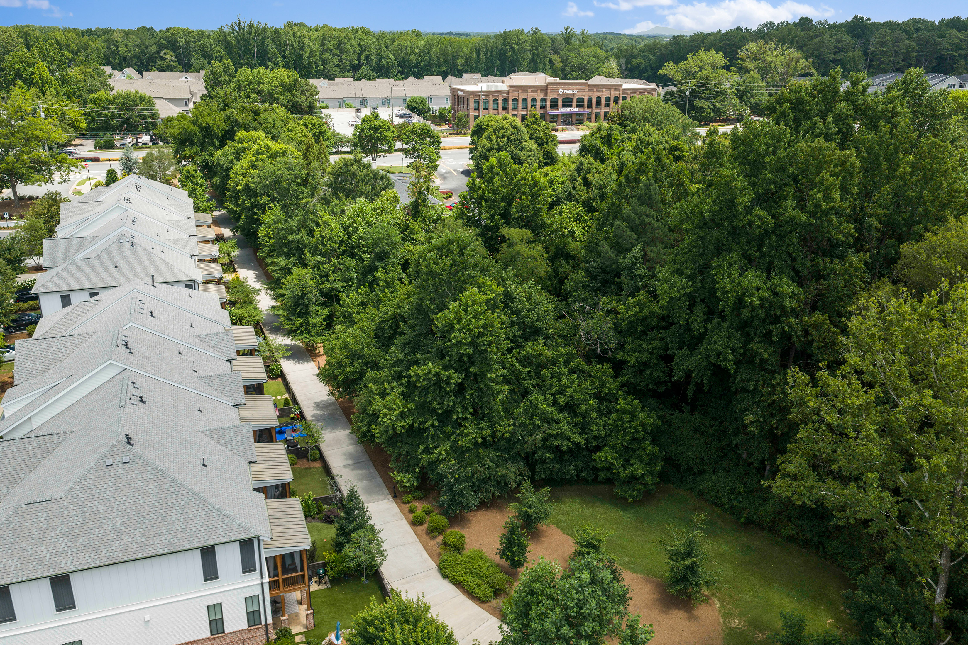  Designer Townhome in One of Alpharetta