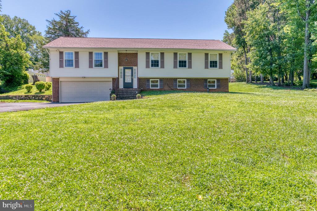 Warrenton, Virginia, 20187, United States, 3 Bedrooms Bedrooms, ,3 BathroomsBathrooms,Residential,For Sale,2049291